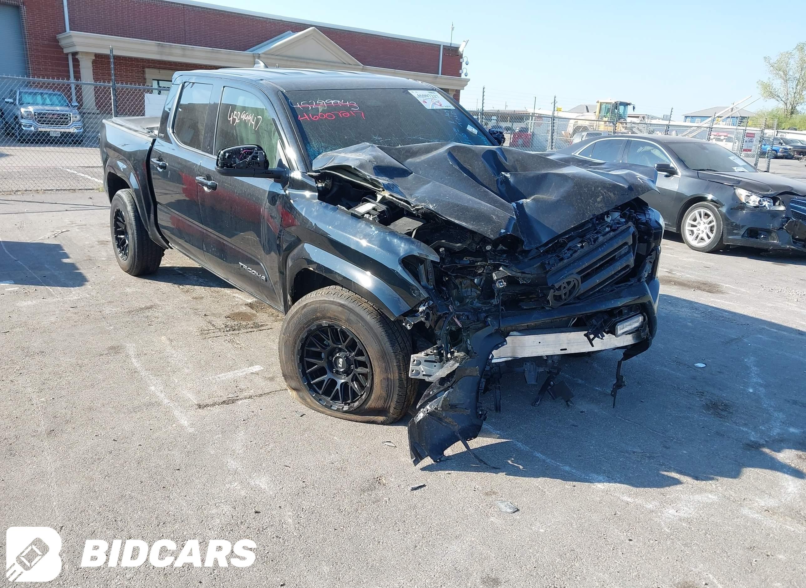 2025 Toyota Tacoma, SR5