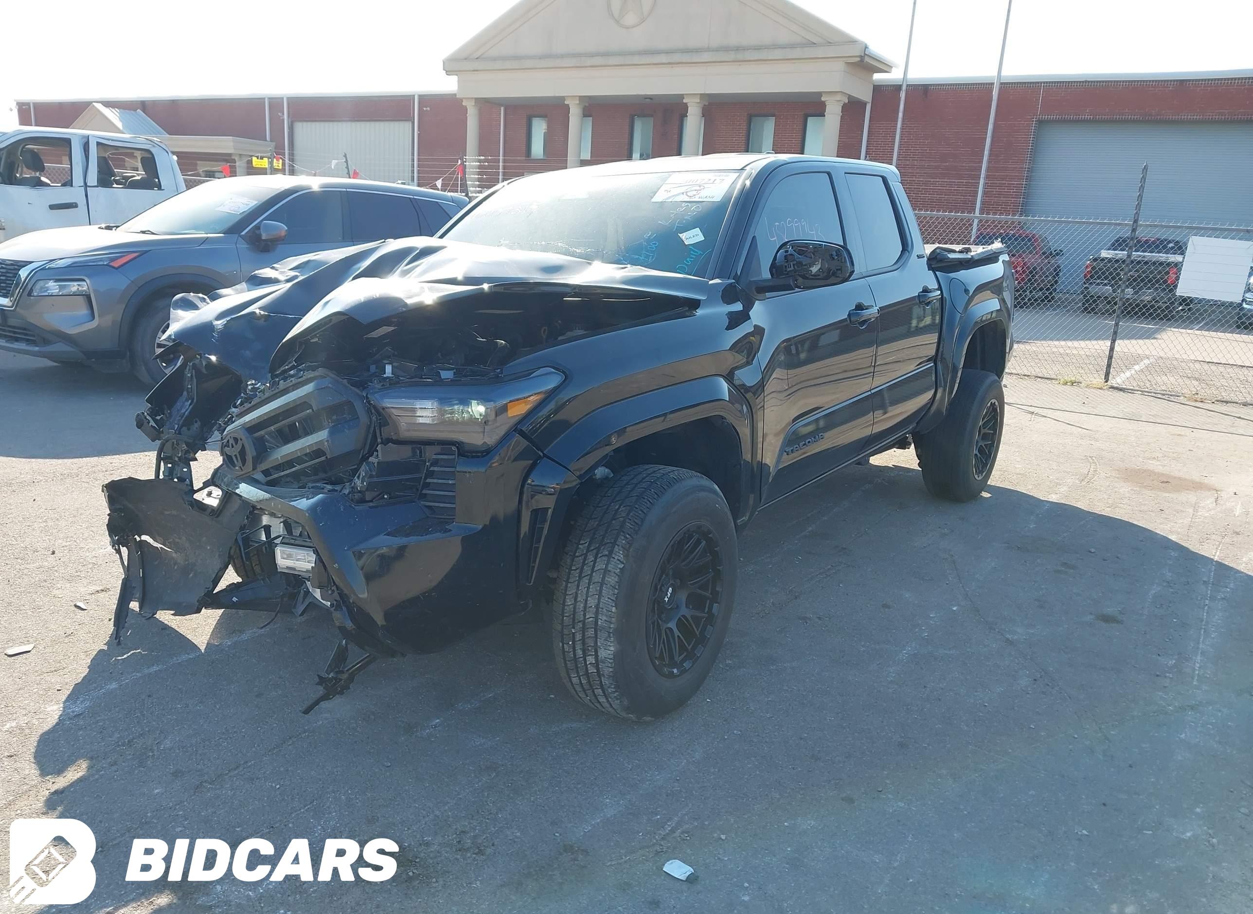 2025 Toyota Tacoma, SR5