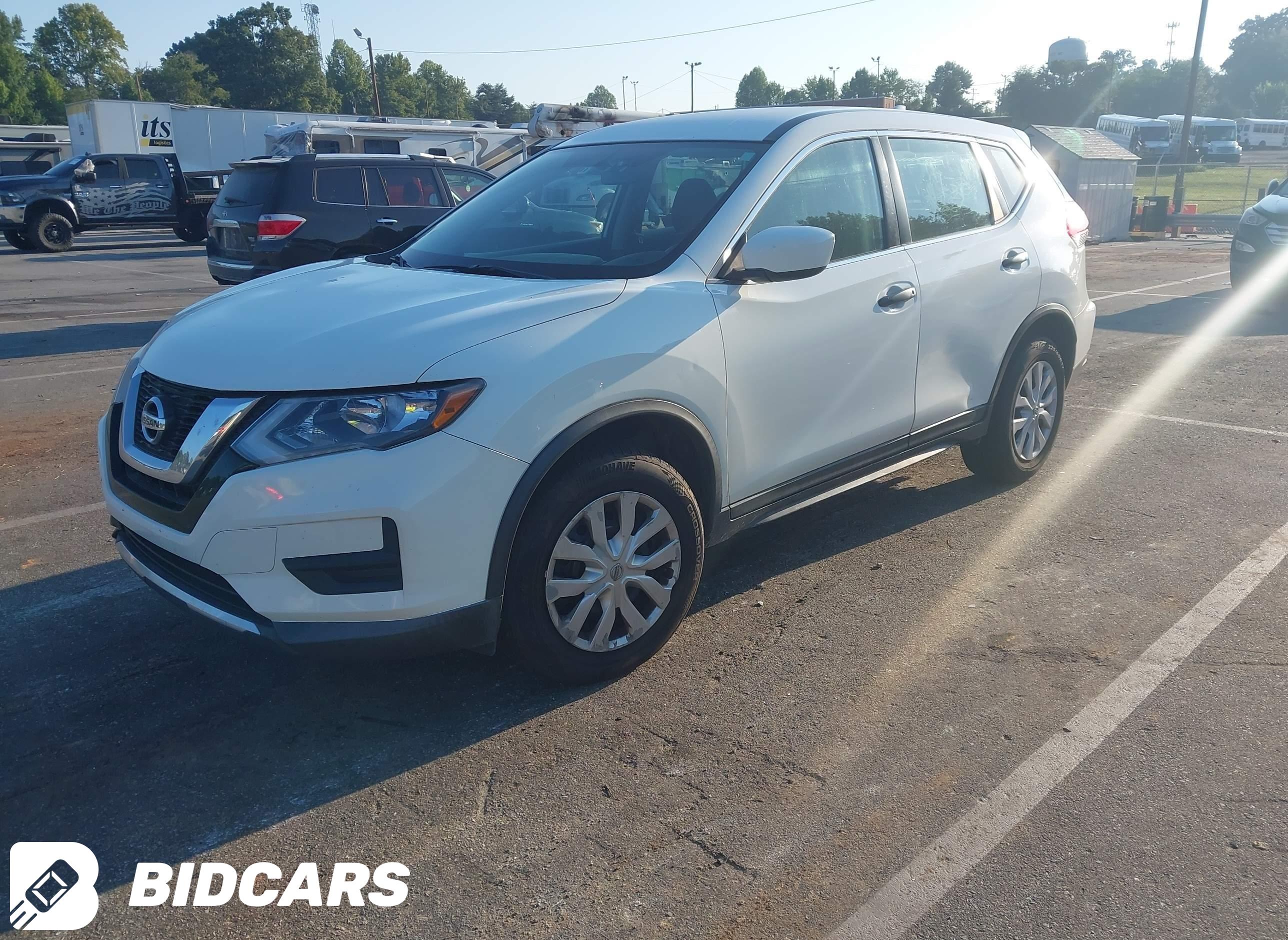 2017 Nissan Rogue, S