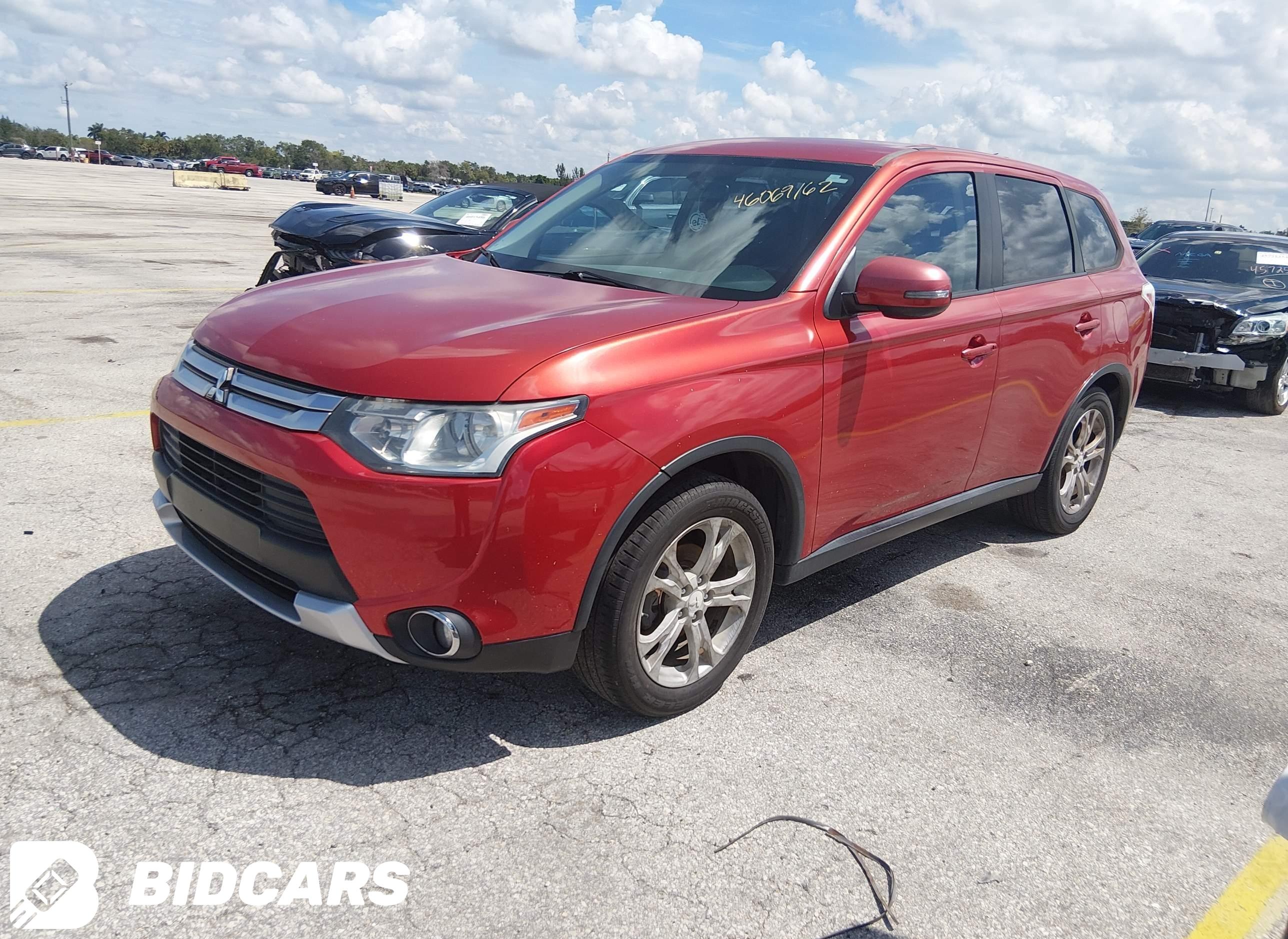 2015 Mitsubishi Outlander, SE