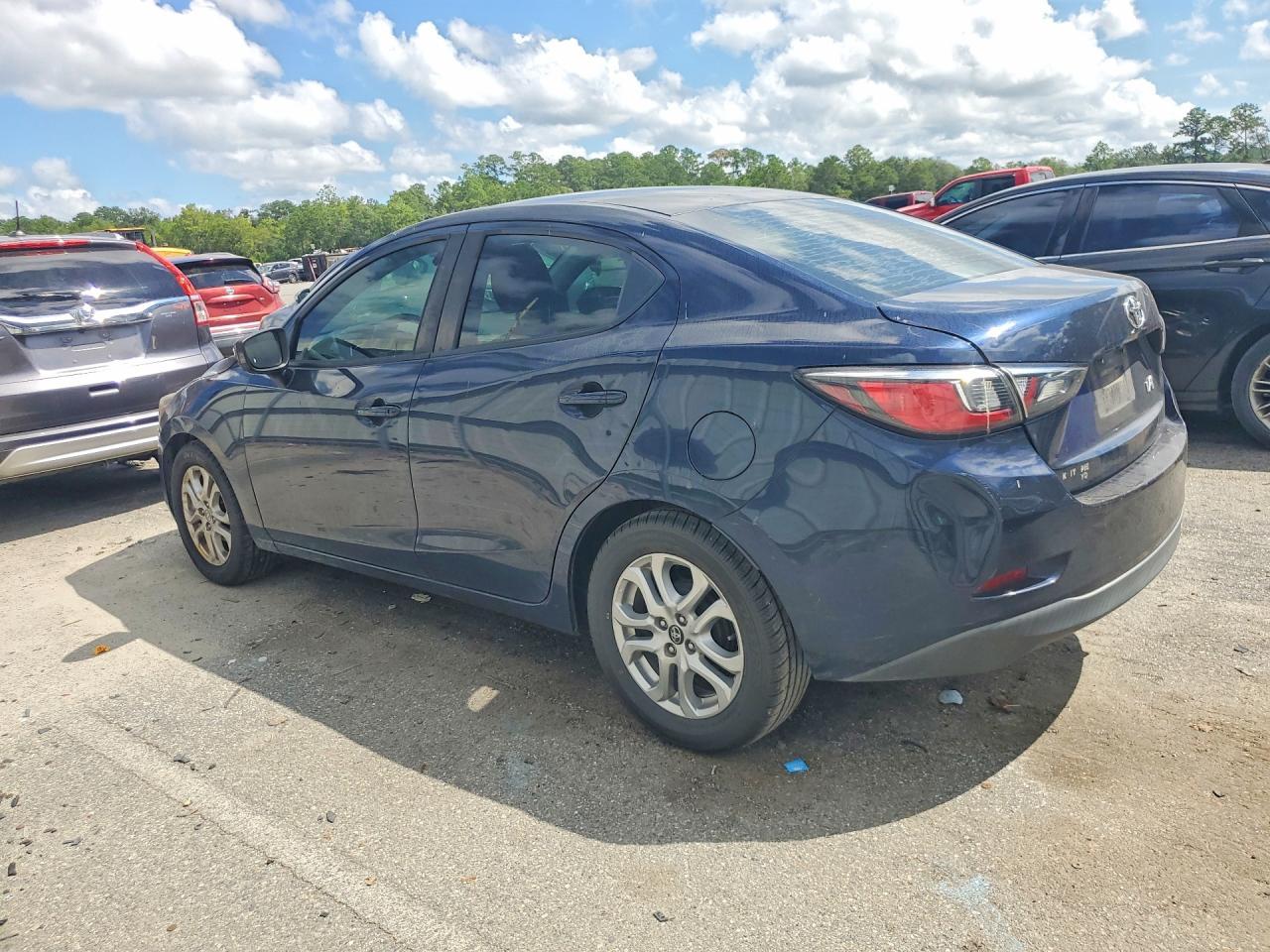 2018 Toyota Yaris, Base