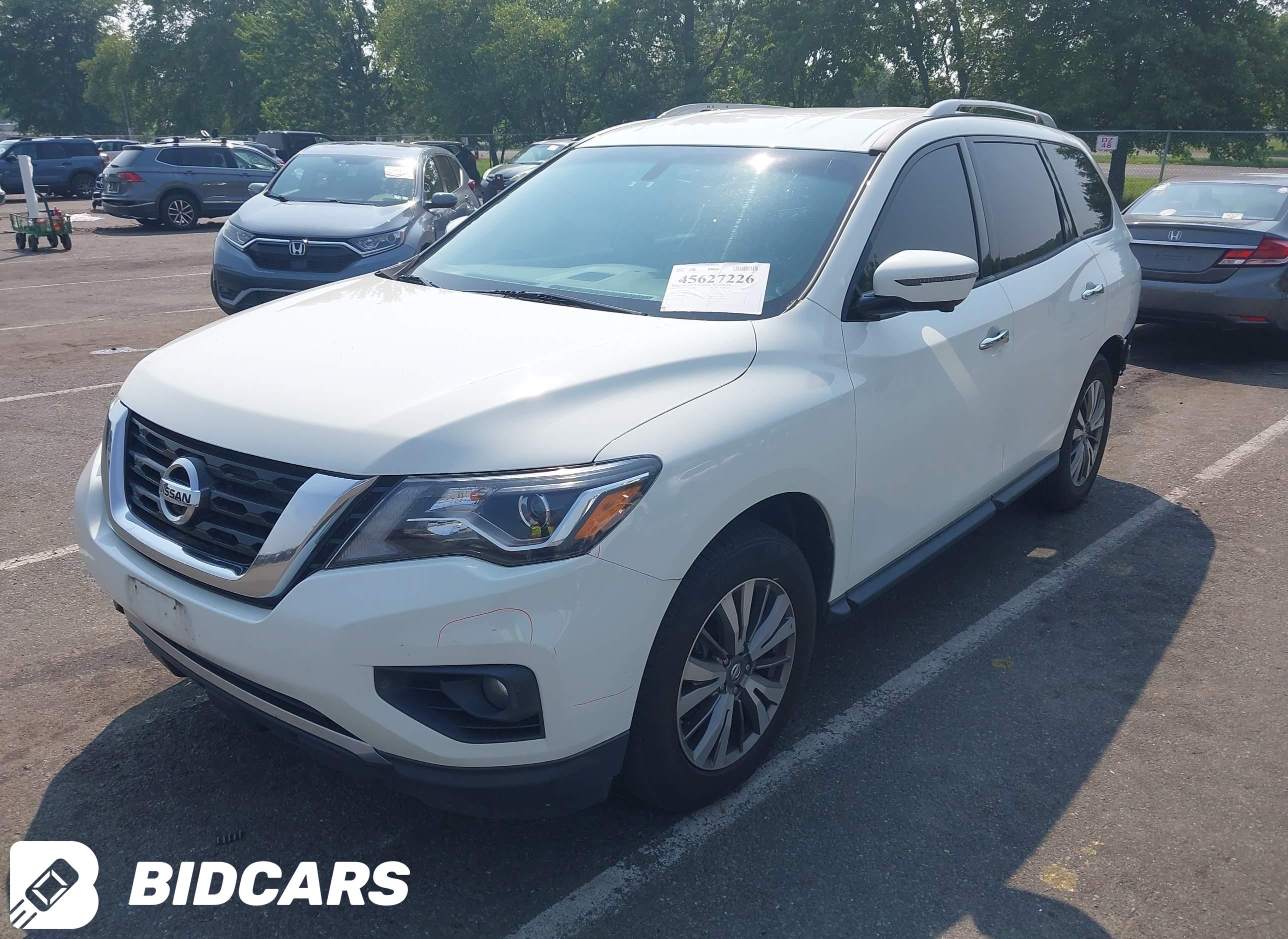 2018 Nissan Pathfinder, SL