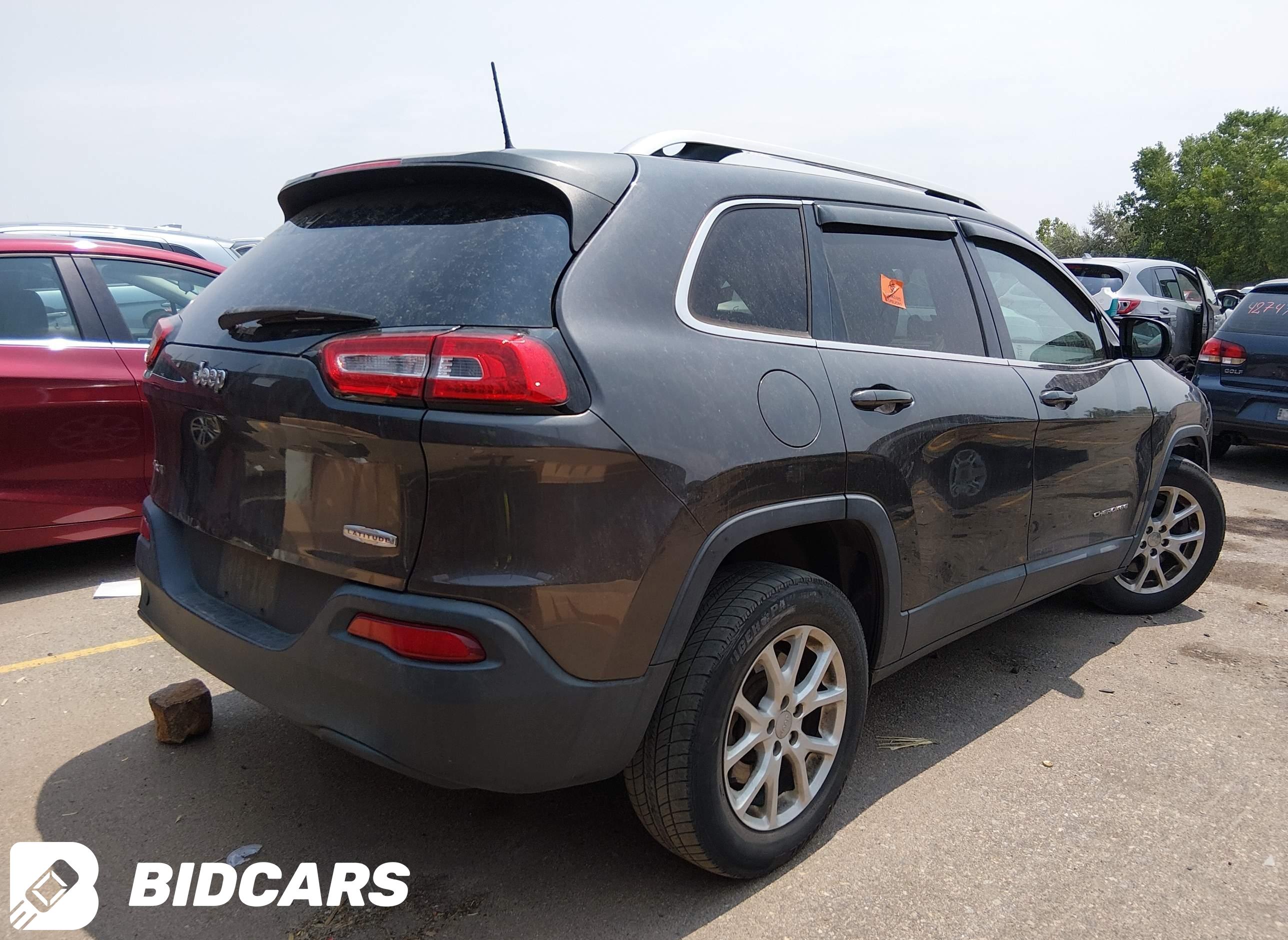 2017 Jeep Cherokee, Latitude