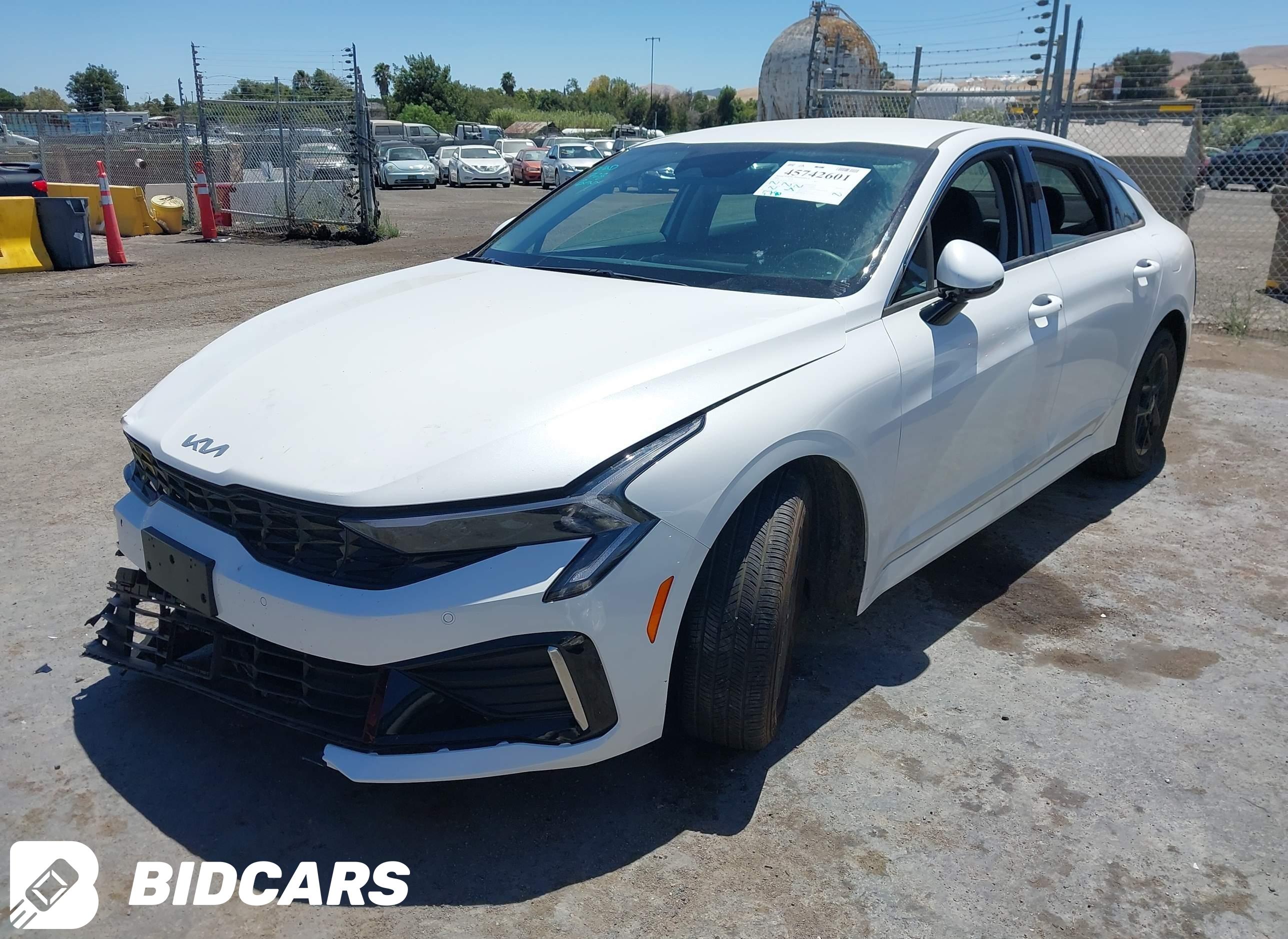 2026 KIA K5, Lxs Fwd