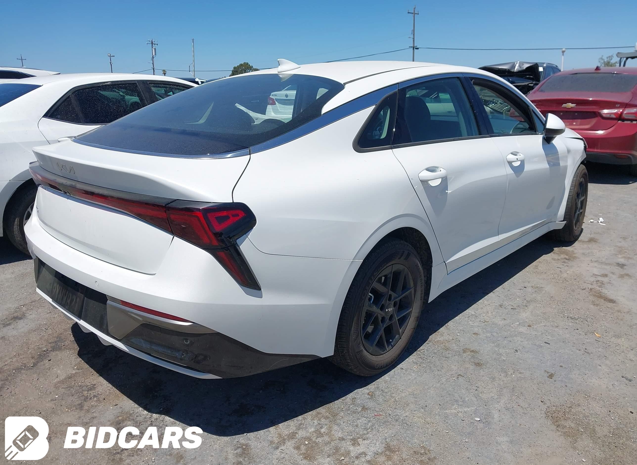 2026 KIA K5, Lxs Fwd