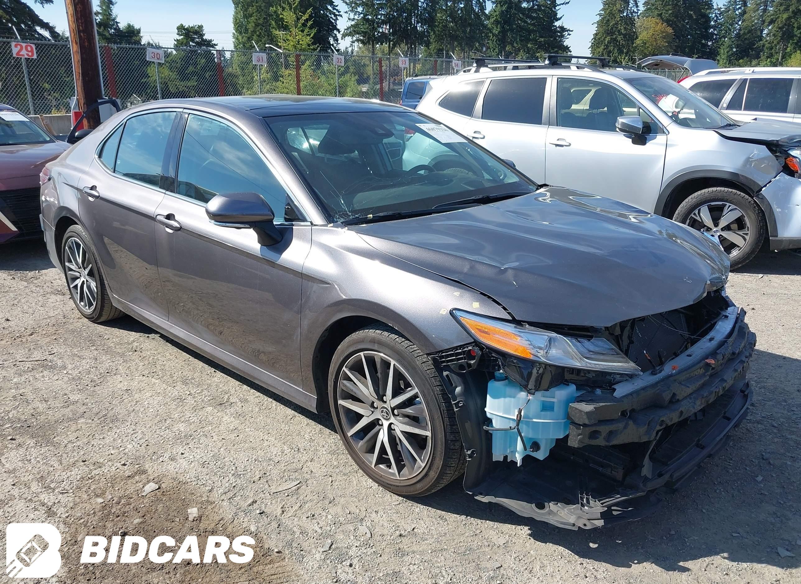 2022 Toyota Camry, Xle