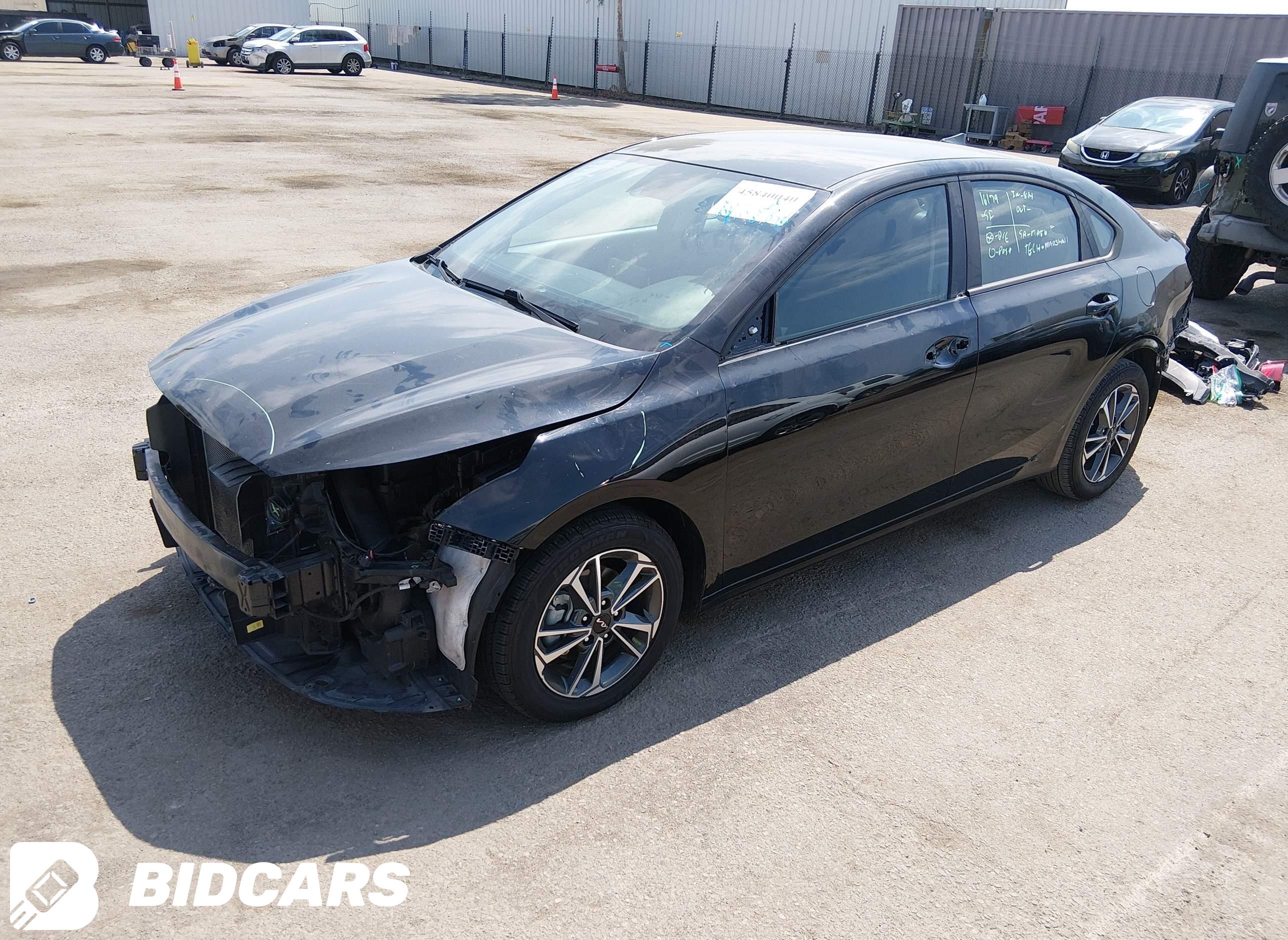 2024 KIA Forte, Lxs