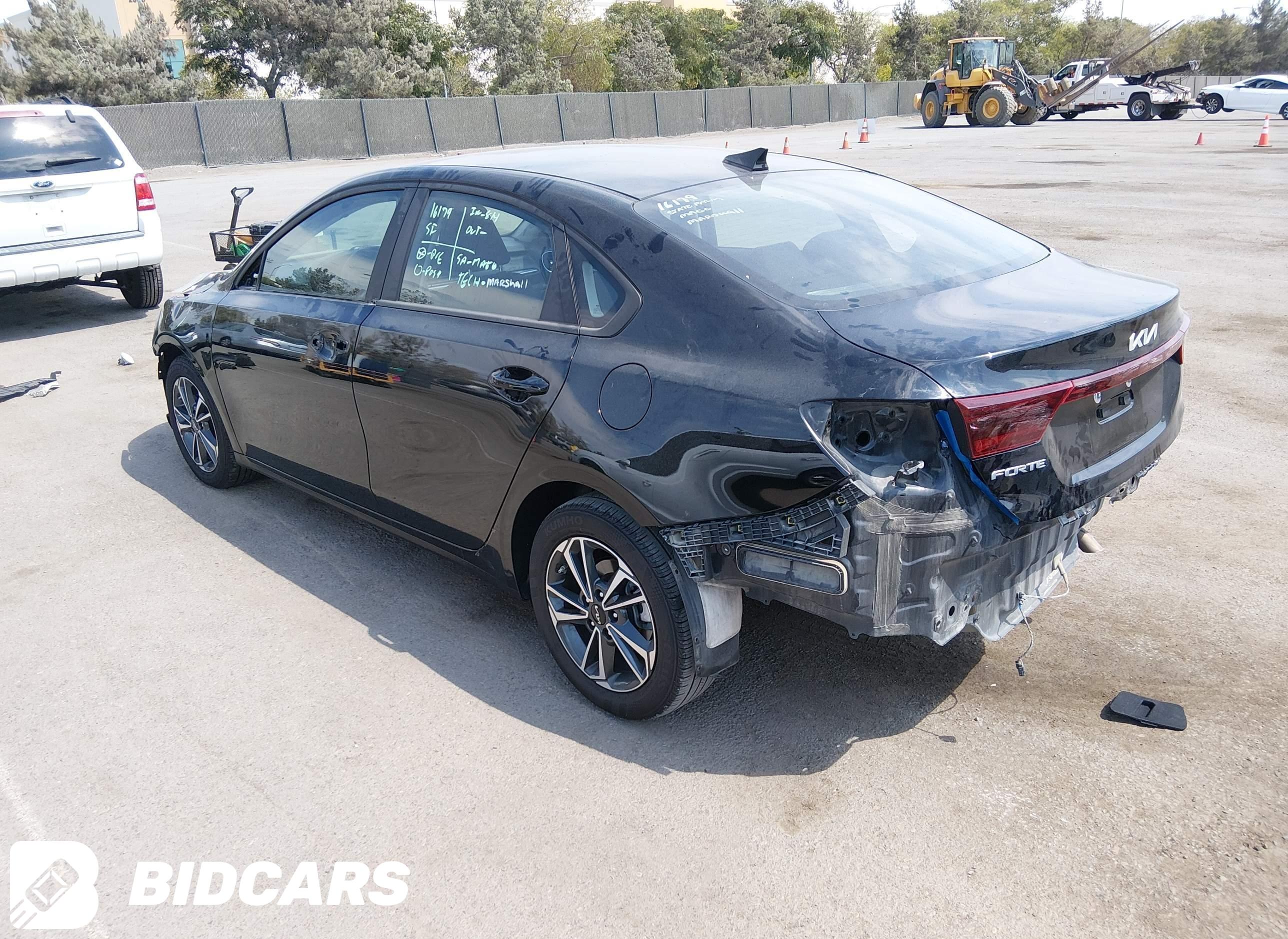 2024 KIA Forte, Lxs