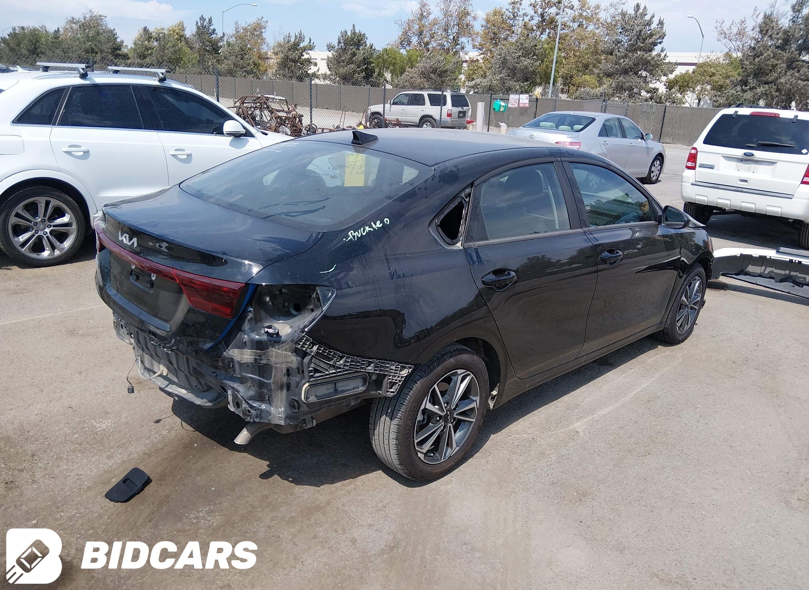 2024 KIA Forte, Lxs