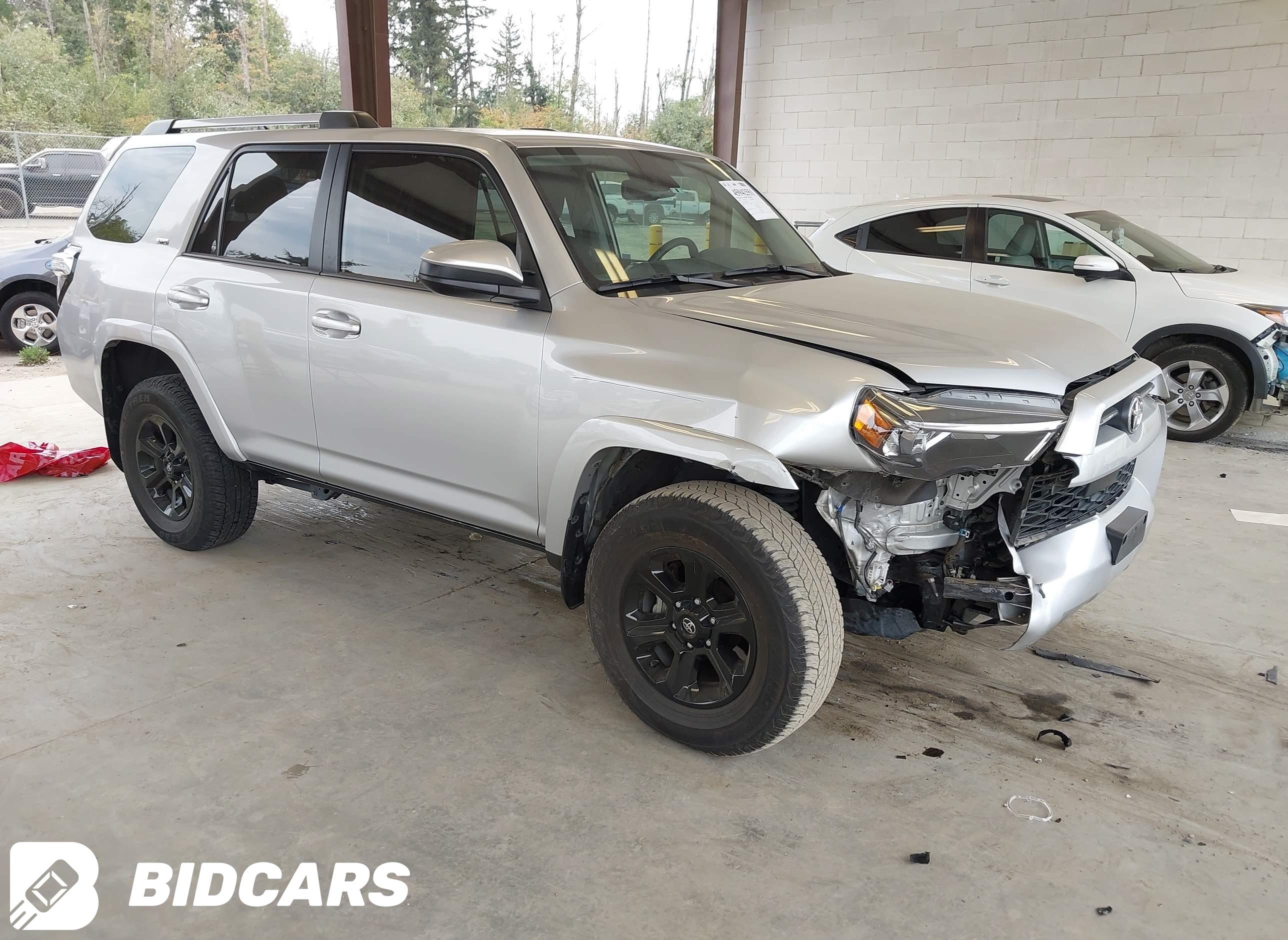 2024 Toyota 4runner, SR5