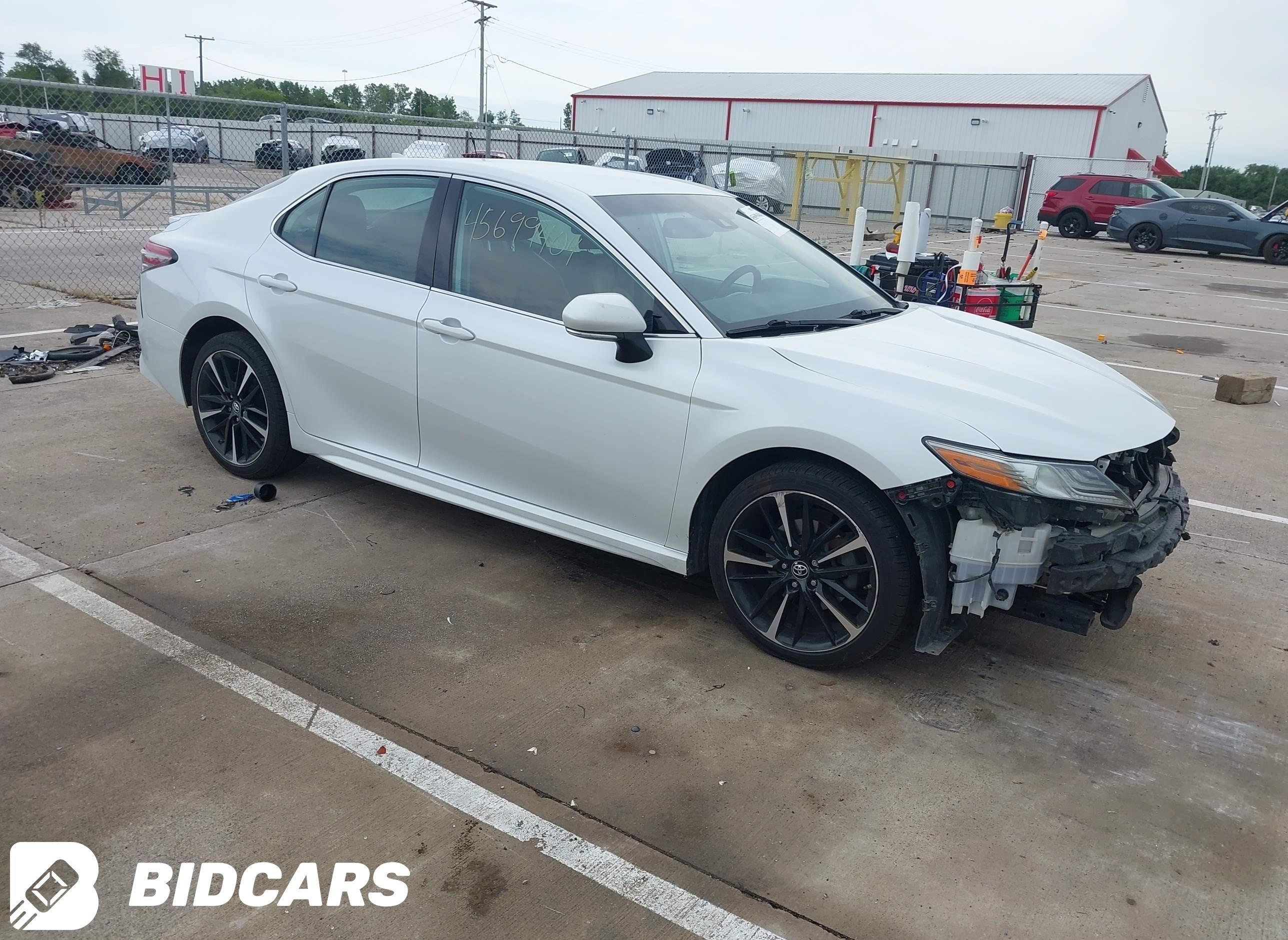 2019 Toyota Camry, Xse