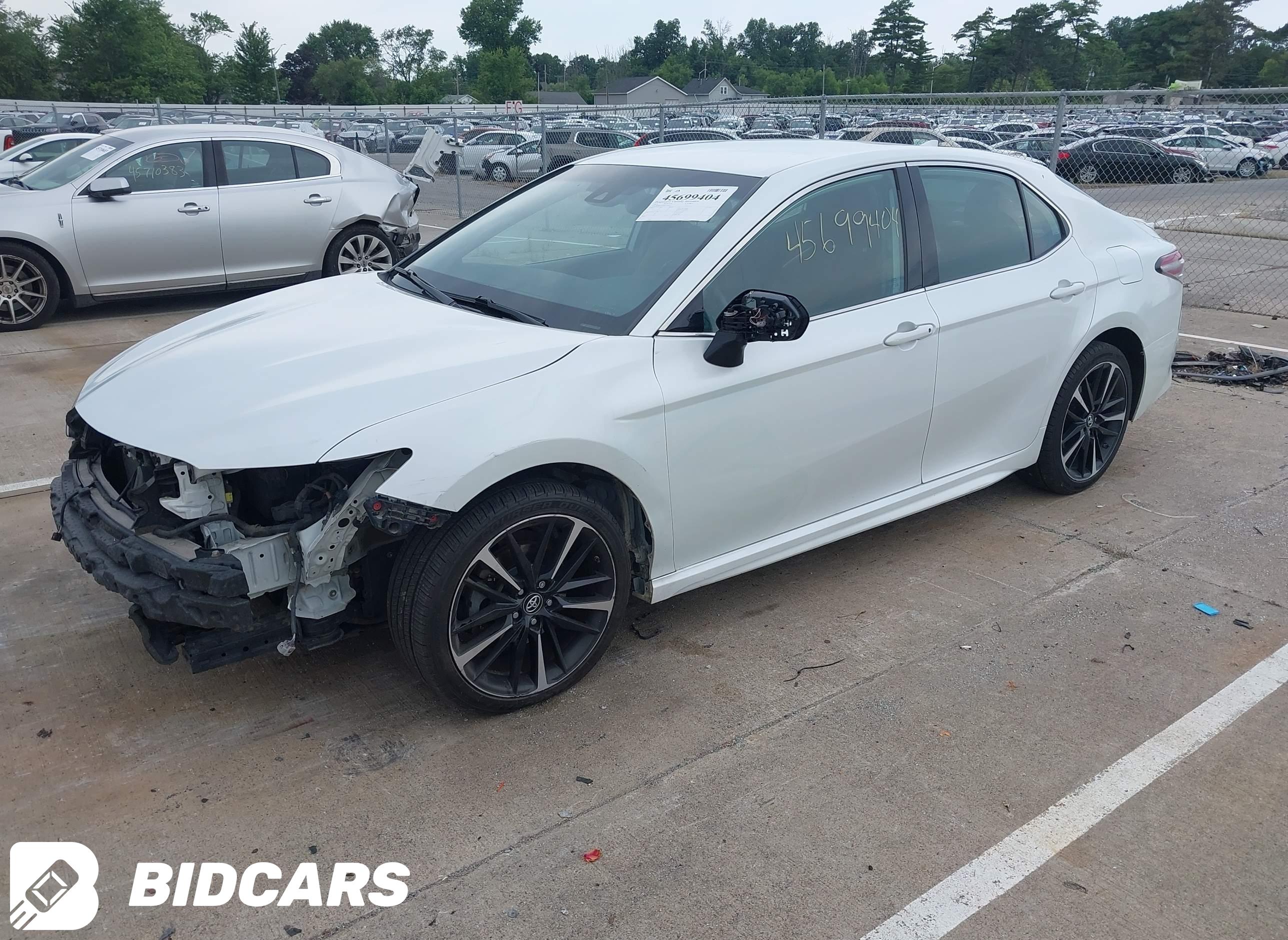 2019 Toyota Camry, Xse