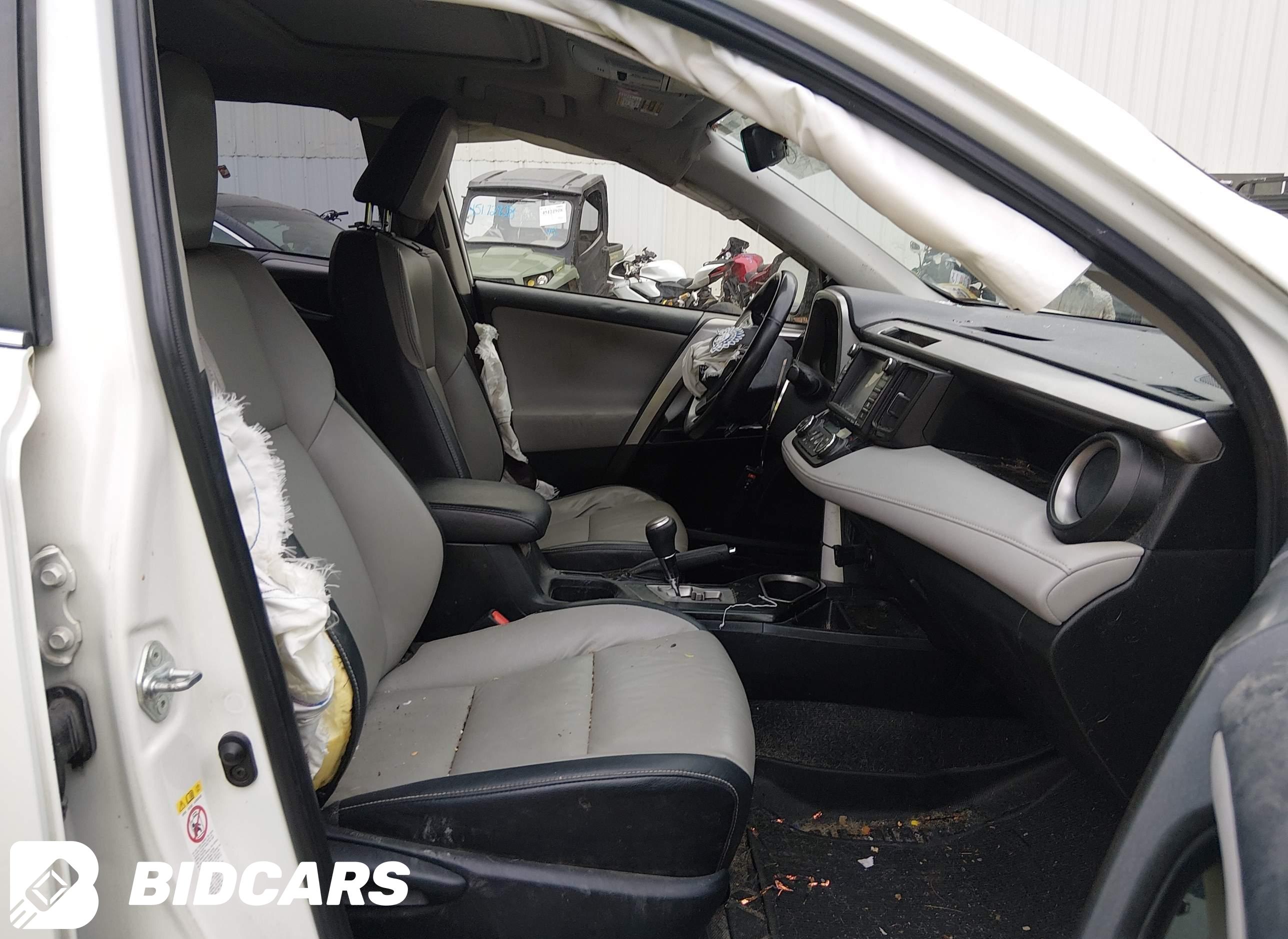2016 Toyota RAV4, Limited