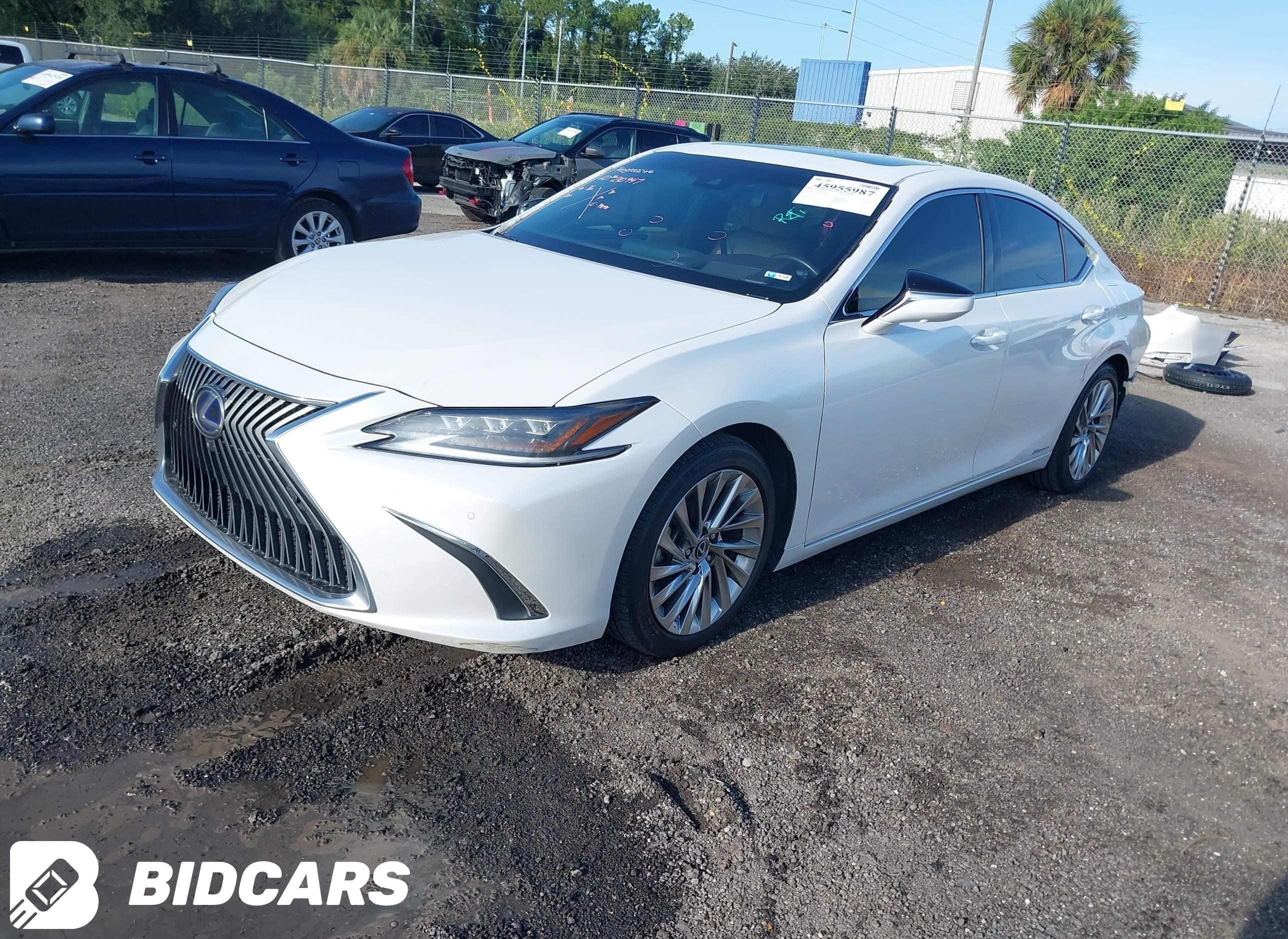 2021 Lexus ES, 300H Ultra Luxury
