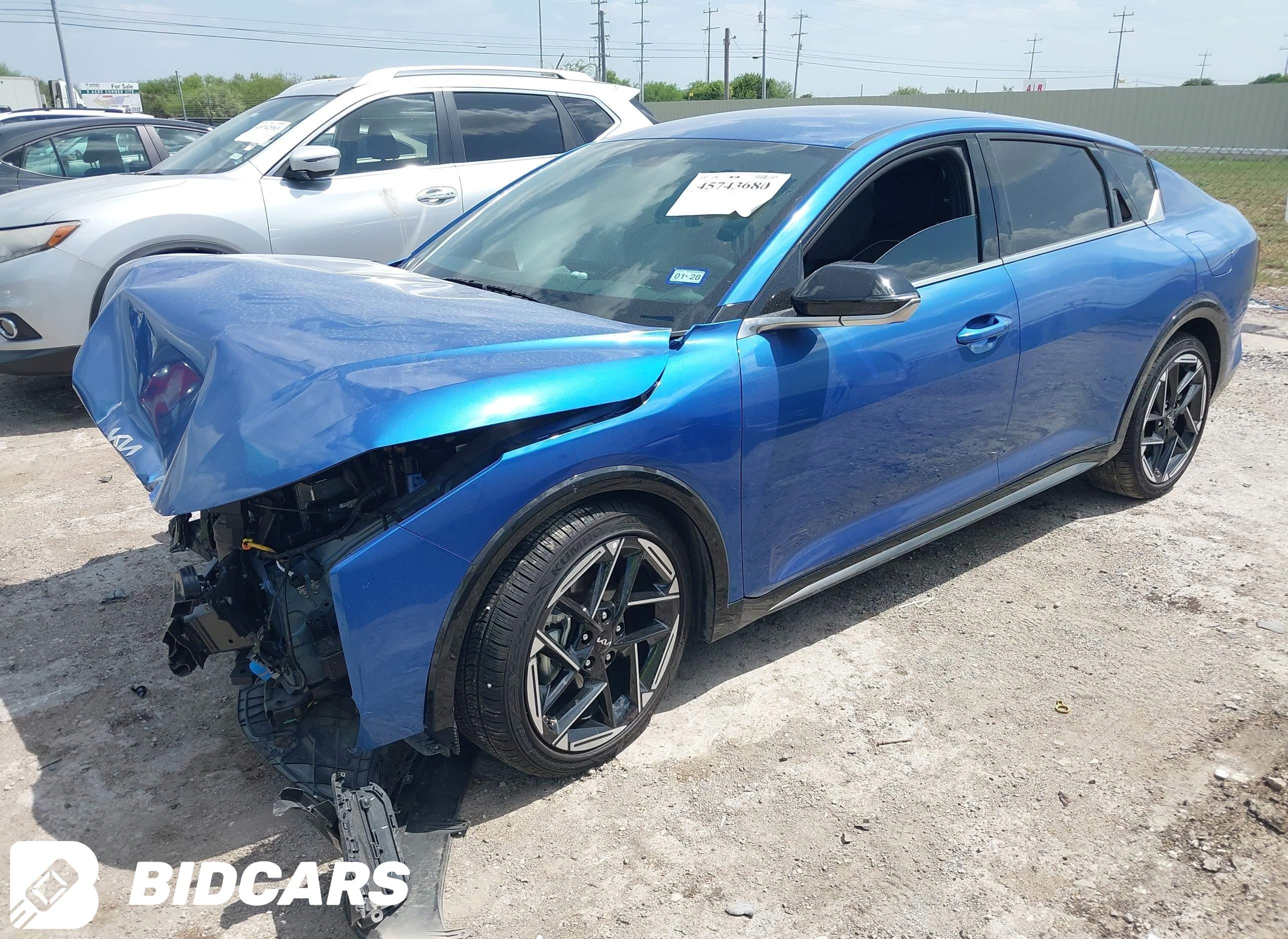 2025 KIA K4, Gt-Line