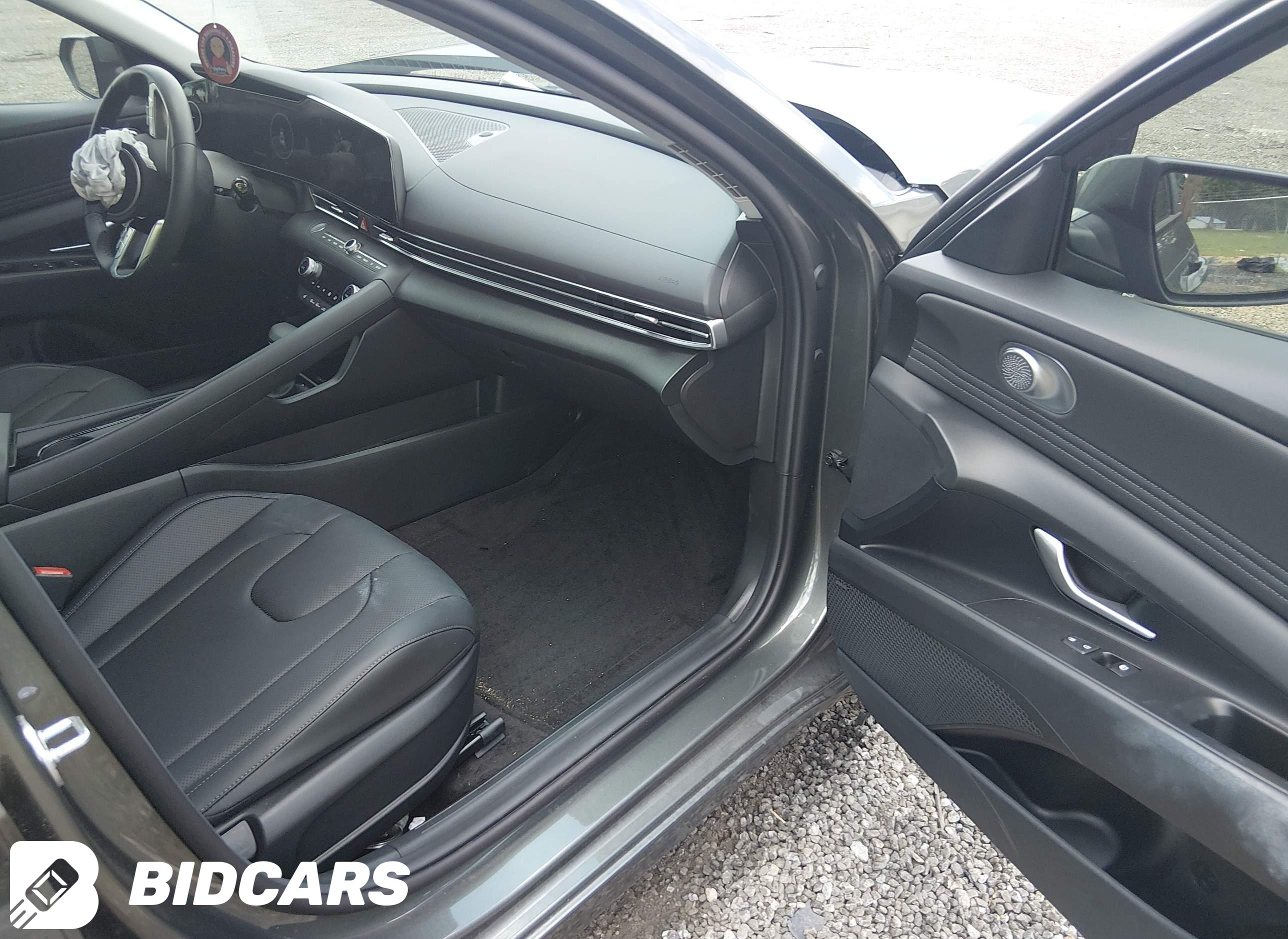 2026 Hyundai Elantra, Limited