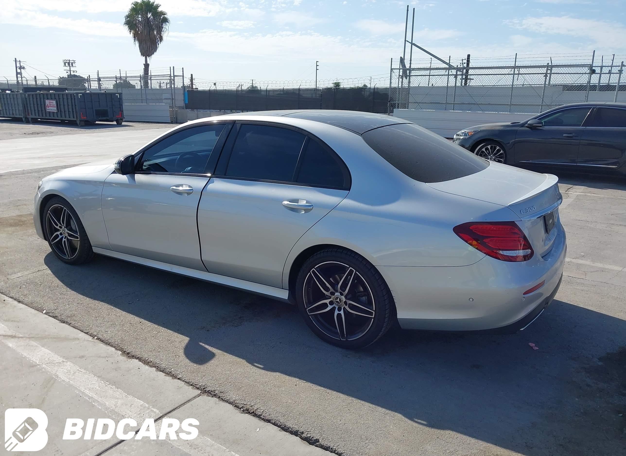 2019 Mercedes-Benz E 300