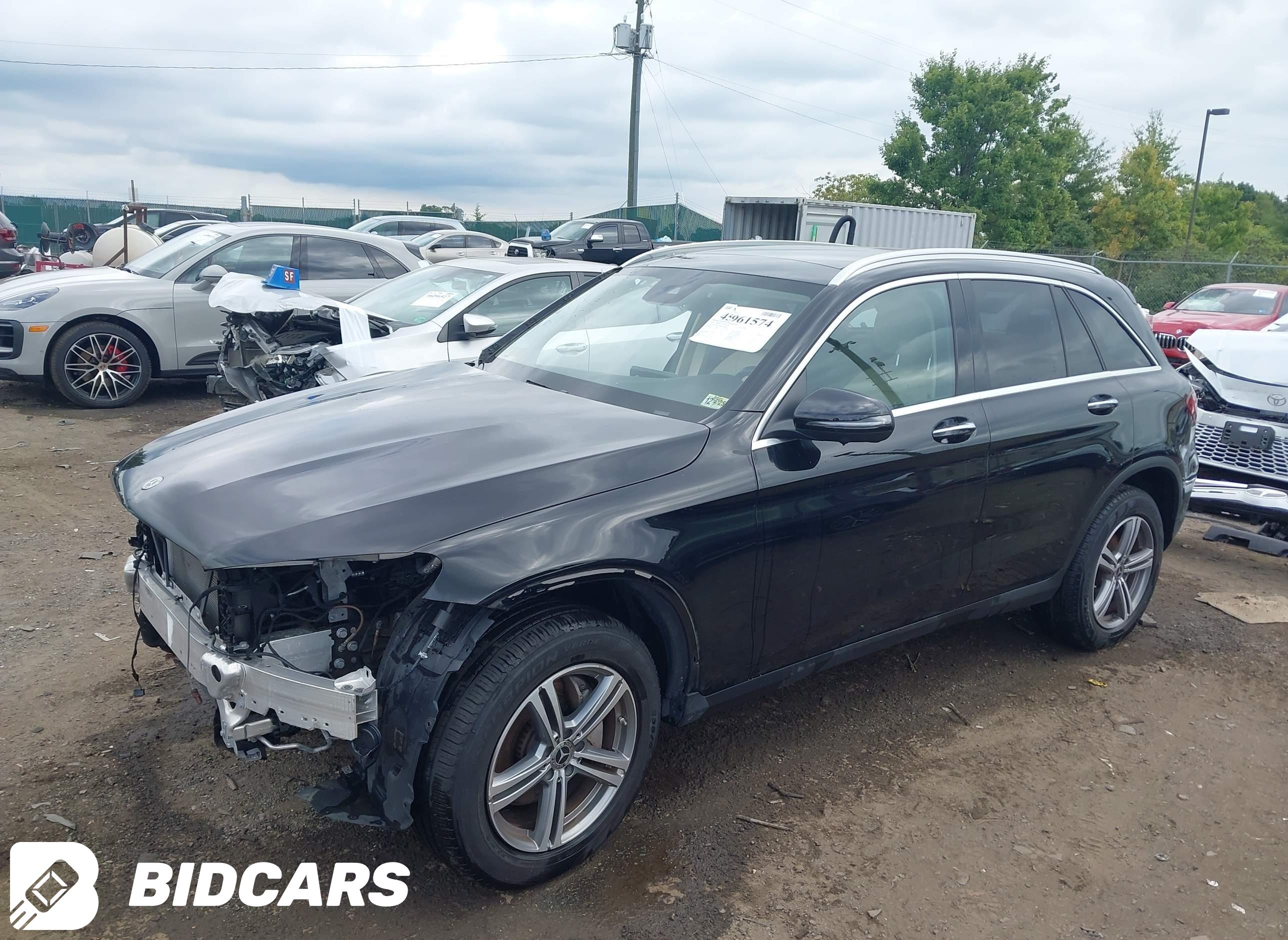 2021 Mercedes-Benz GLC 300, 4...