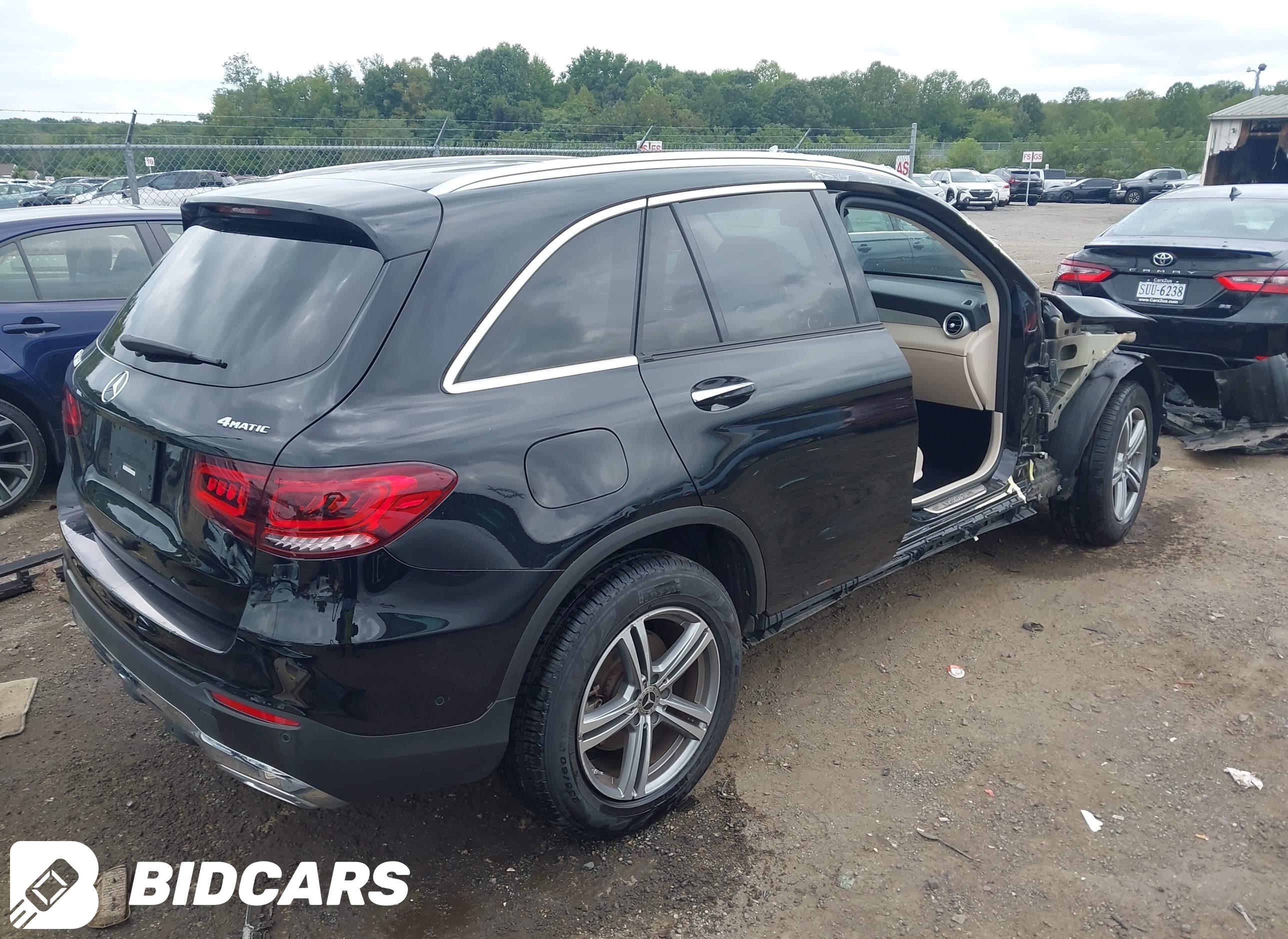 2021 Mercedes-Benz GLC 300, 4...