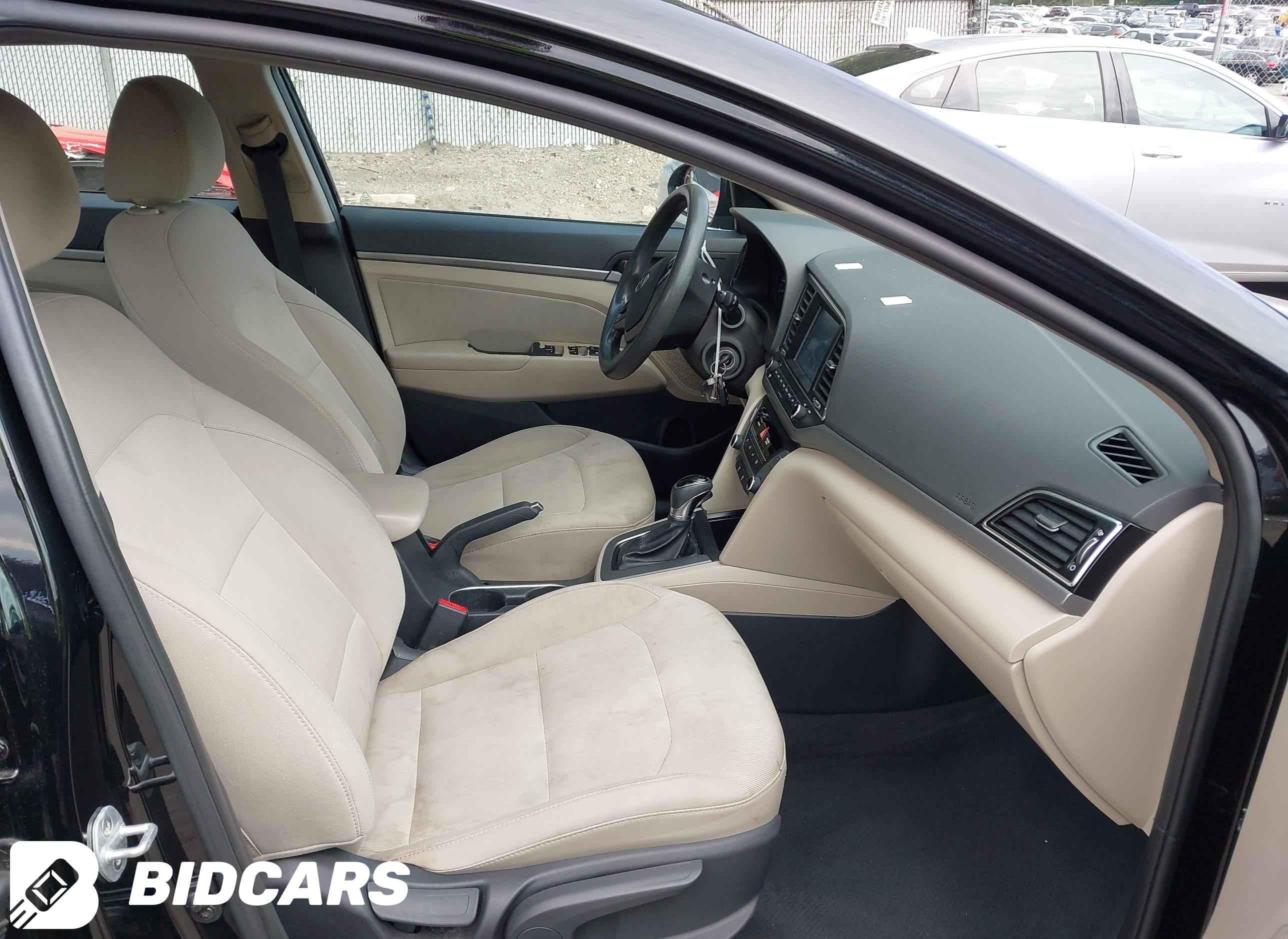2017 Hyundai Elantra, SE