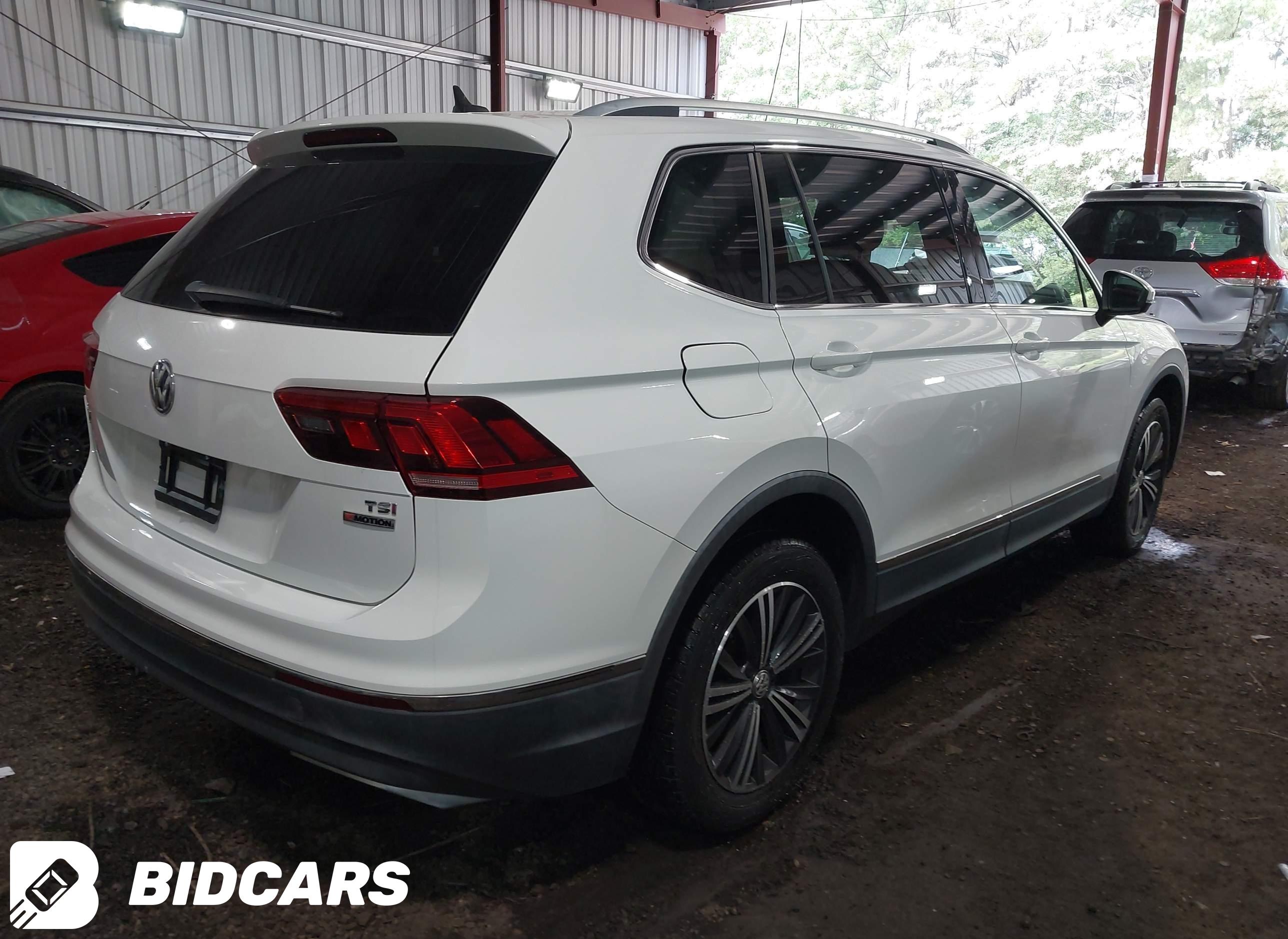 2018 Volkswagen Tiguan, 2.0T...