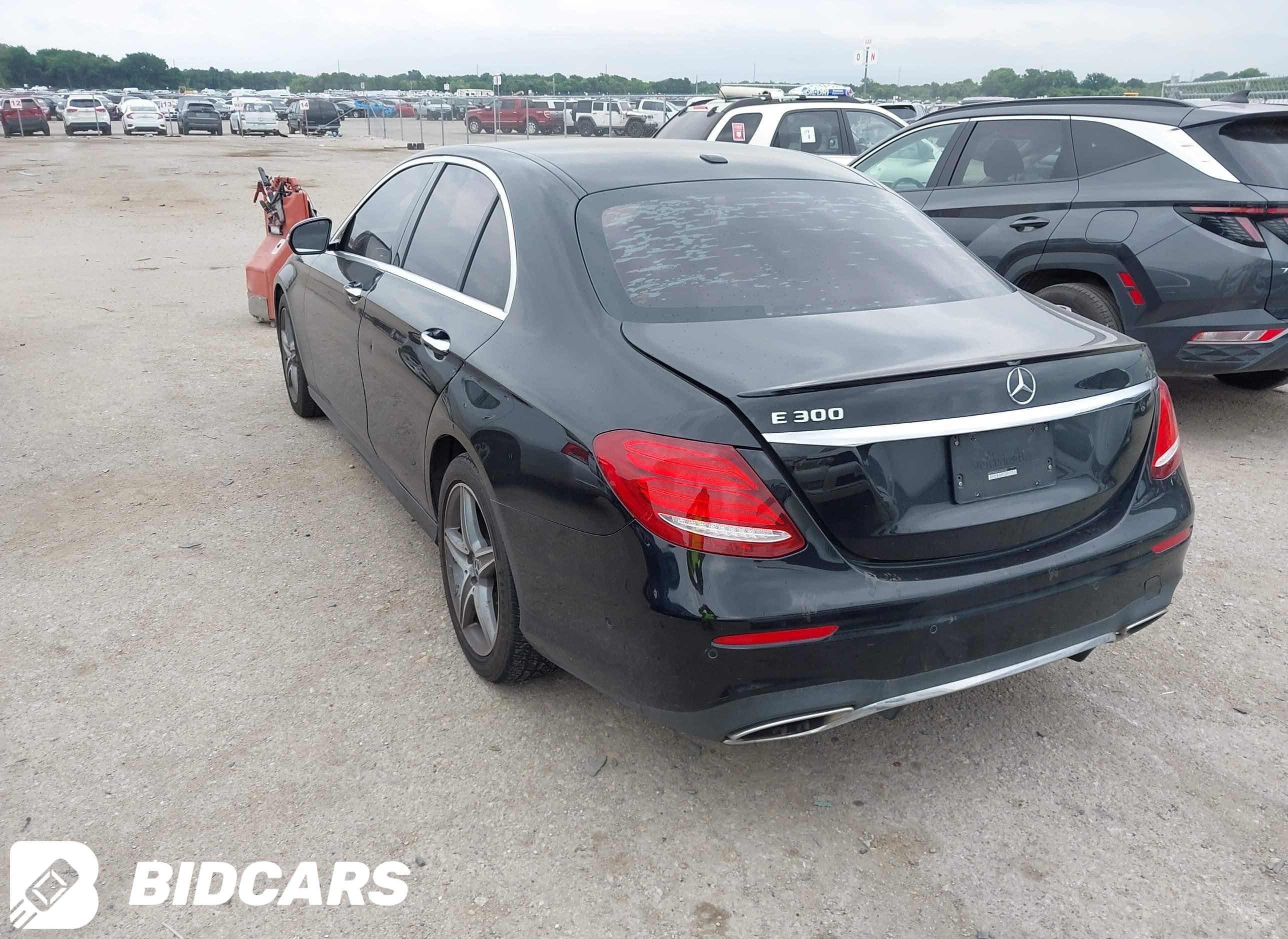 2017 Mercedes-Benz E 300