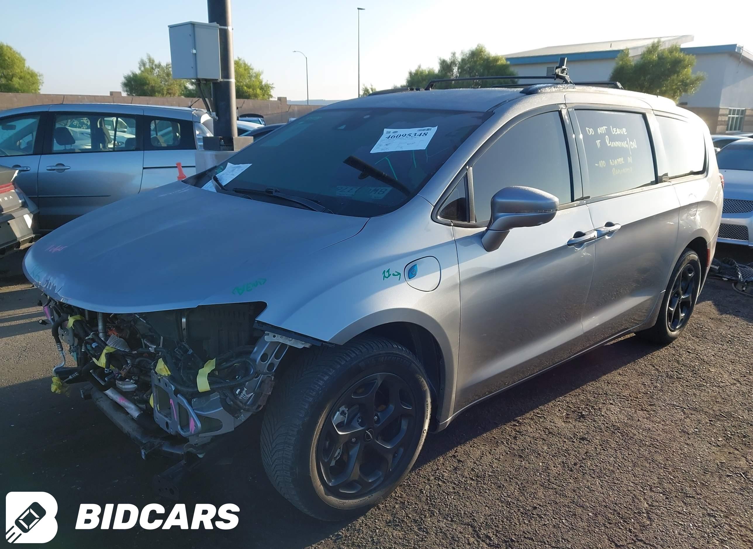 2021 Chrysler Pacifica Hybrid...