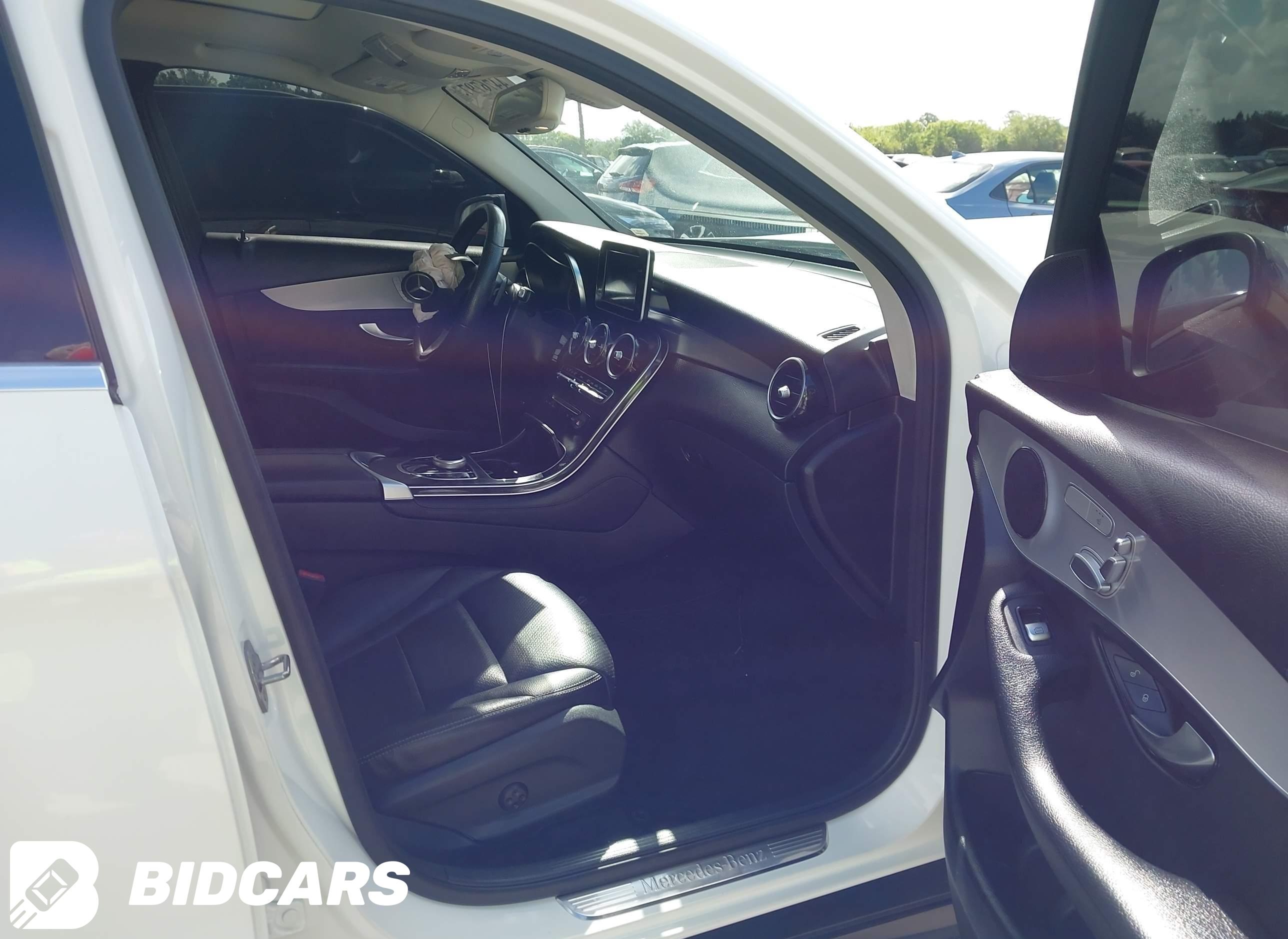 2019 Mercedes-Benz GLC 300, 4...
