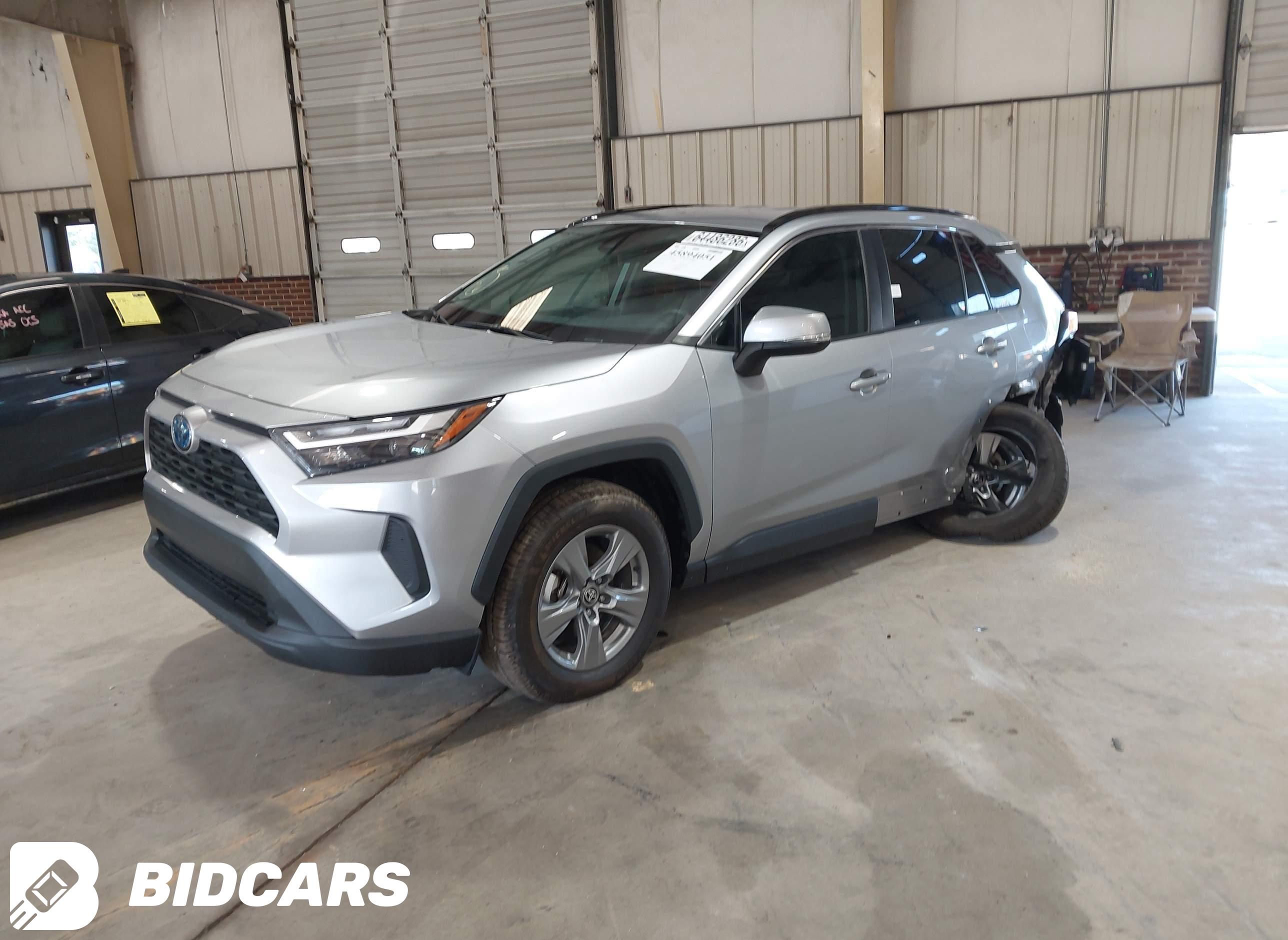 2023 Toyota RAV4, Hybrid Xle
