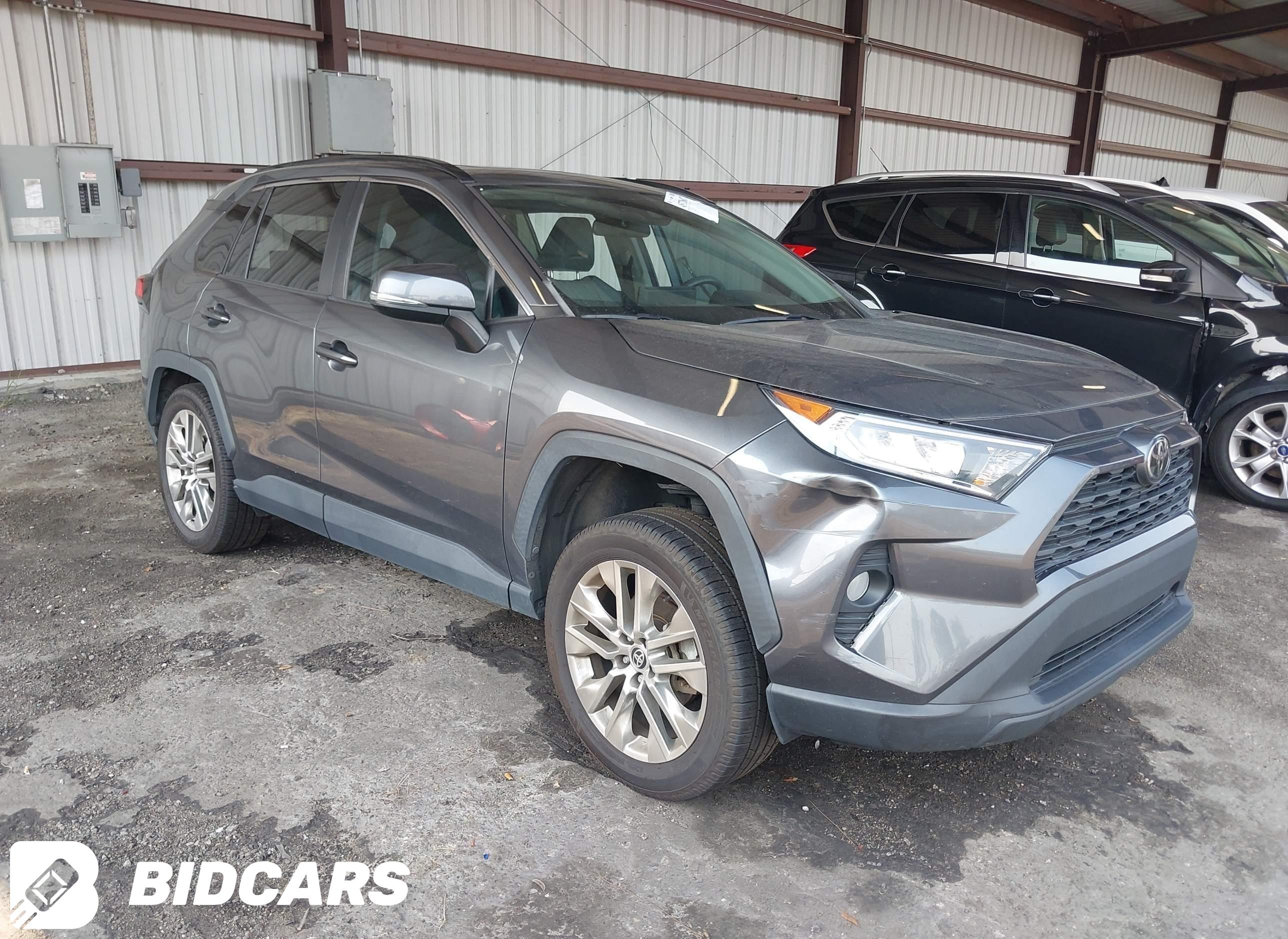 2021 Toyota RAV4, Xle Premium