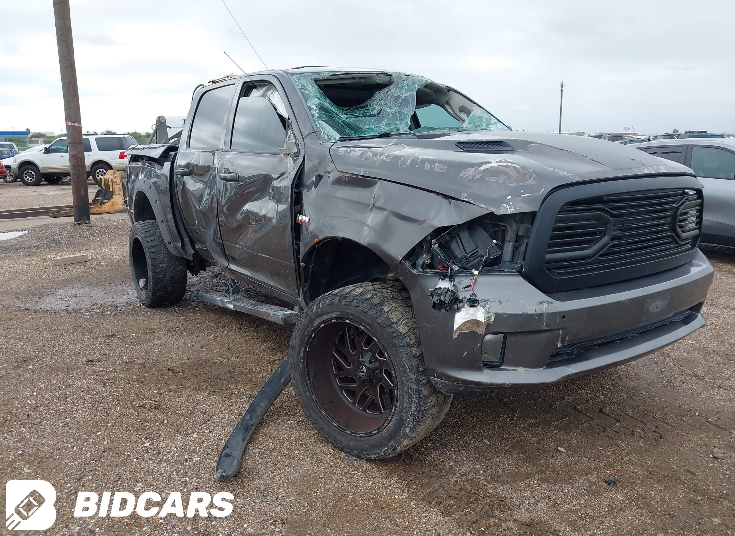 2015 RAM 1500, Sport