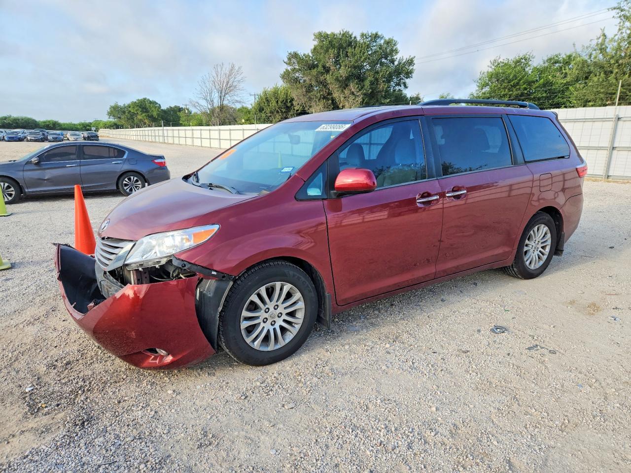 2016 Toyota Sienna, Xle 8-Pas...