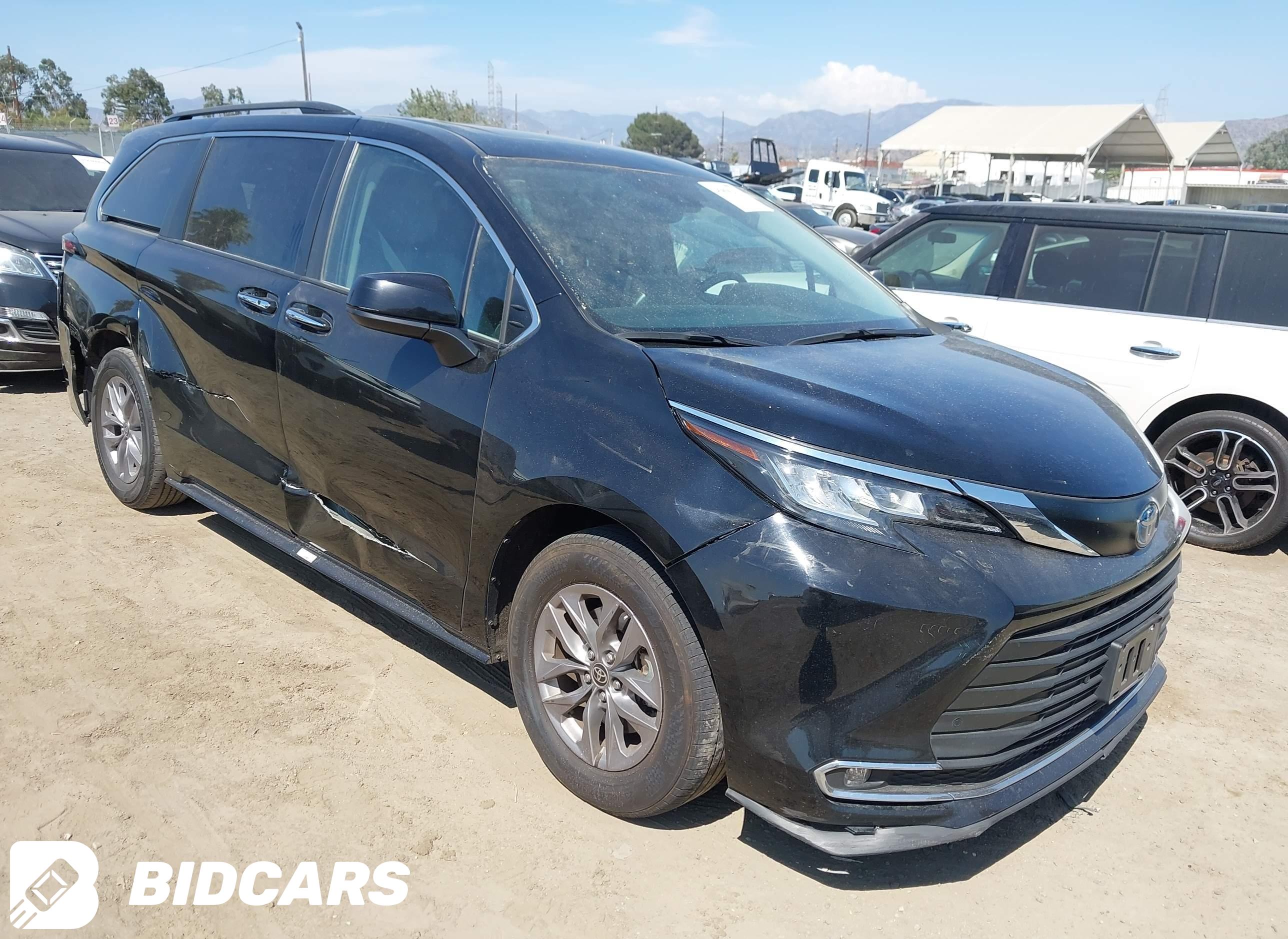 2023 Toyota Sienna, Xle