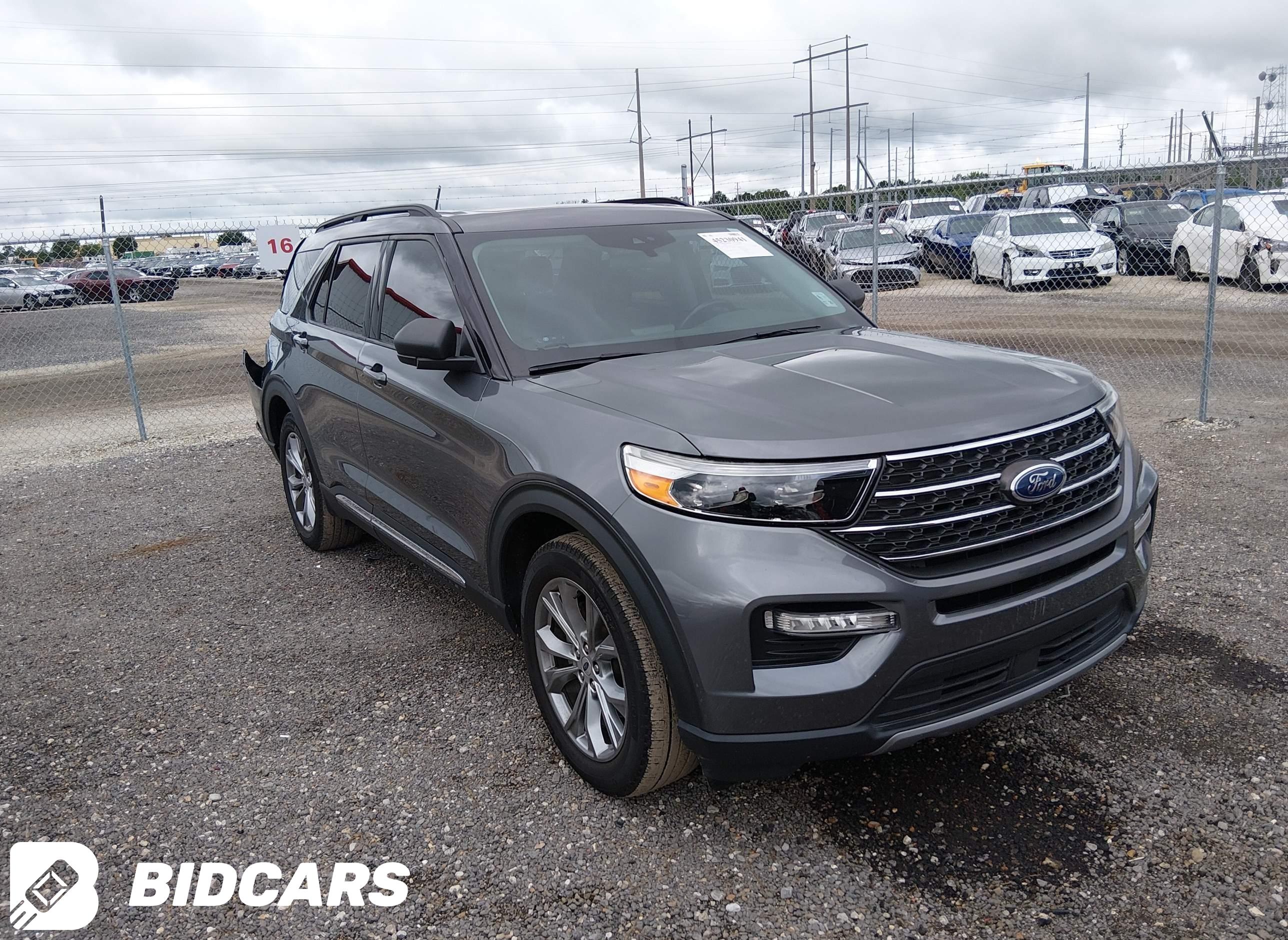 2022 Ford Explorer, Xlt