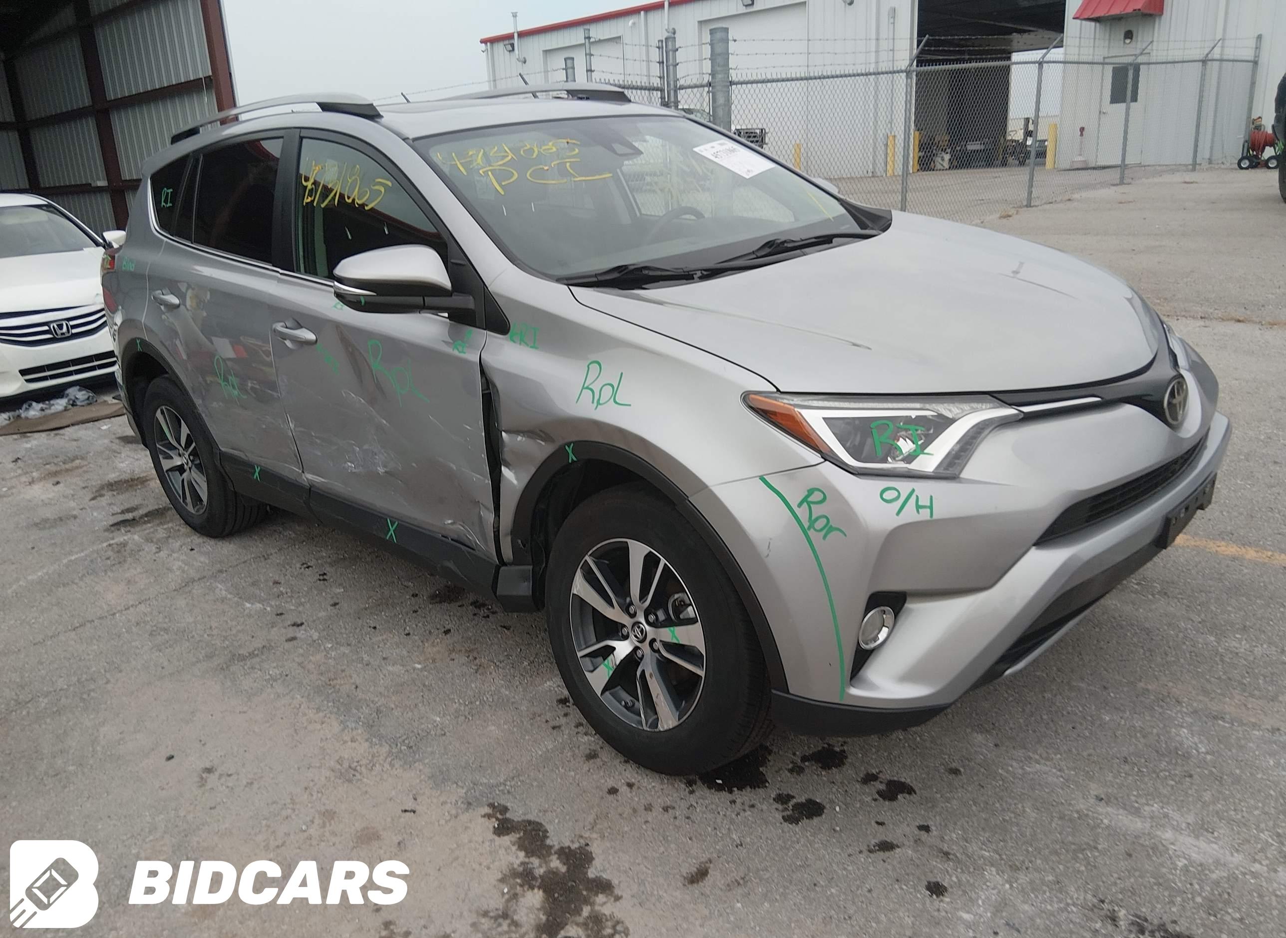 2018 Toyota RAV4, Xle