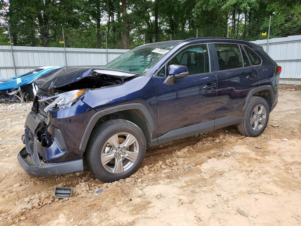 2023 Toyota RAV4, Xle