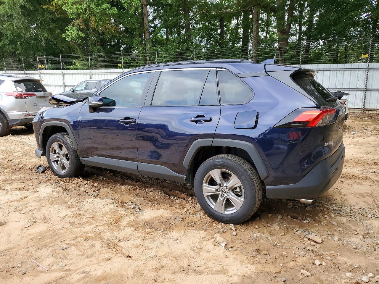 2023 Toyota RAV4, Xle