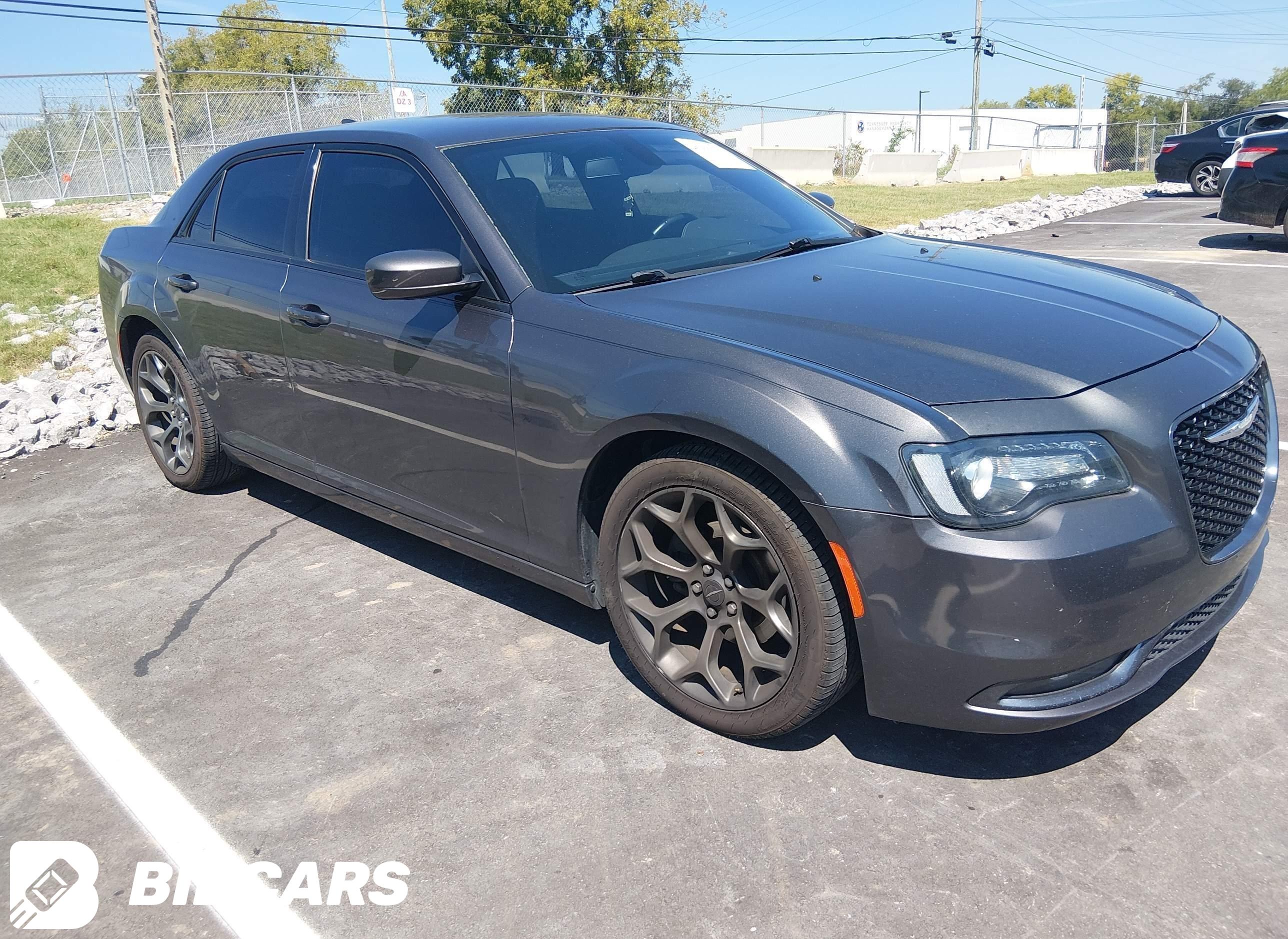 2018 Chrysler 300, 300S