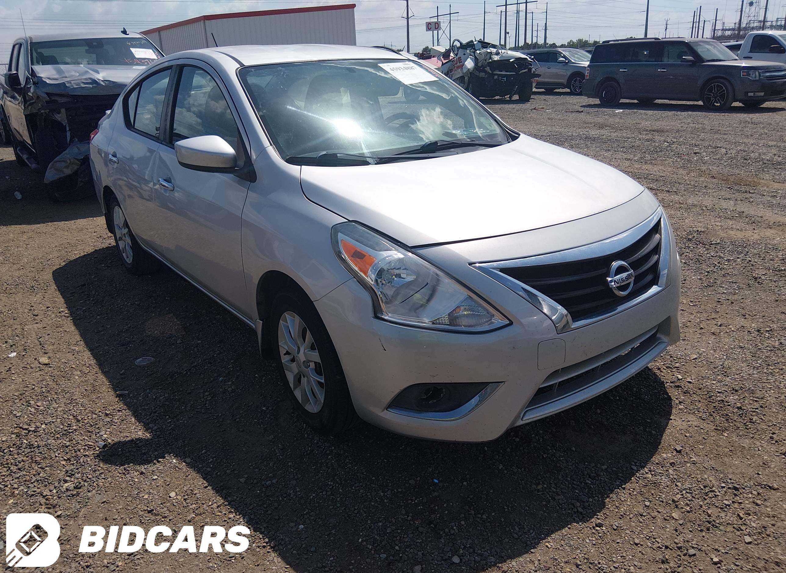 2017 Nissan Versa, 1.6 SV