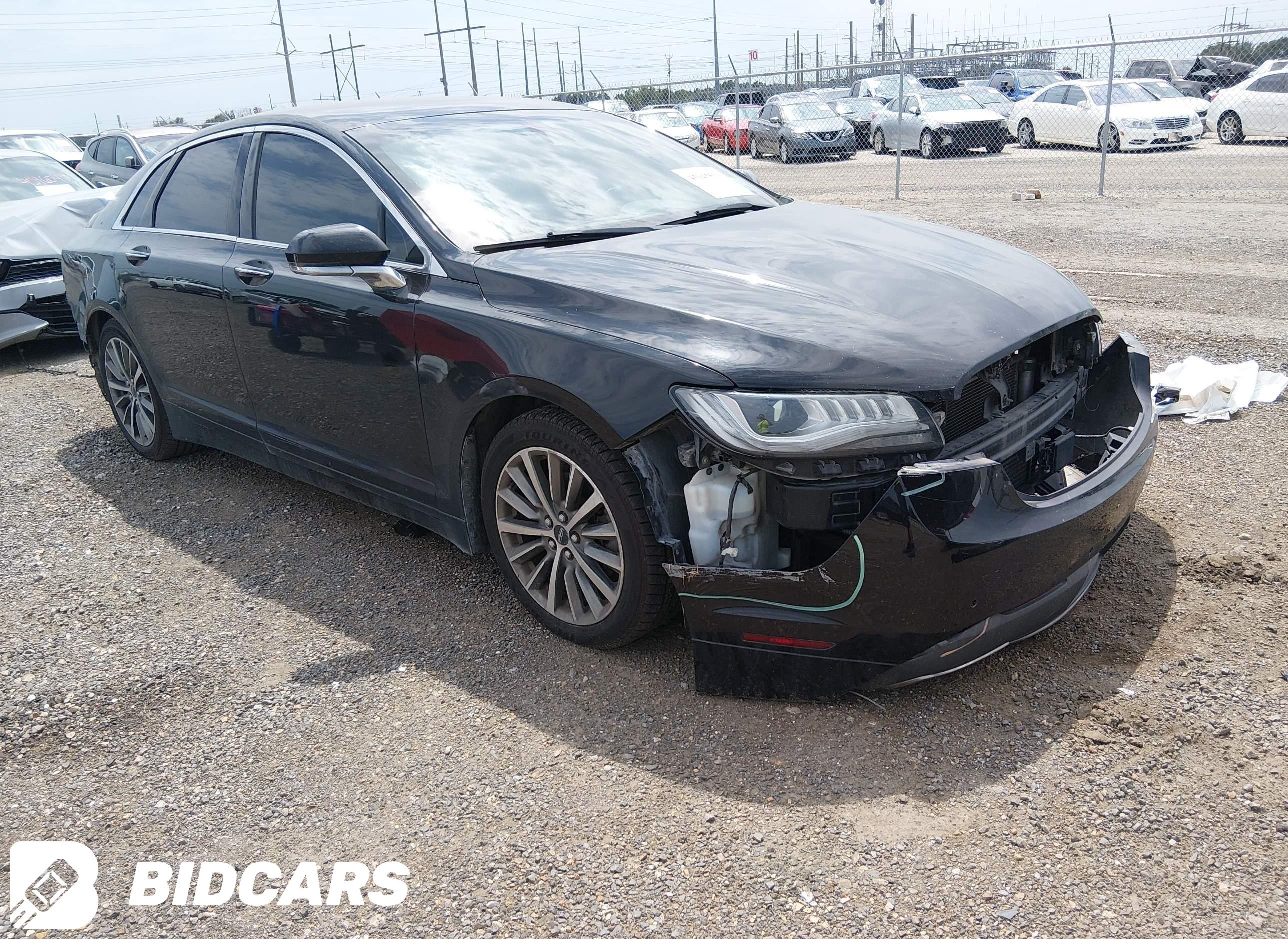 2020 Lincoln MKZ, Standard