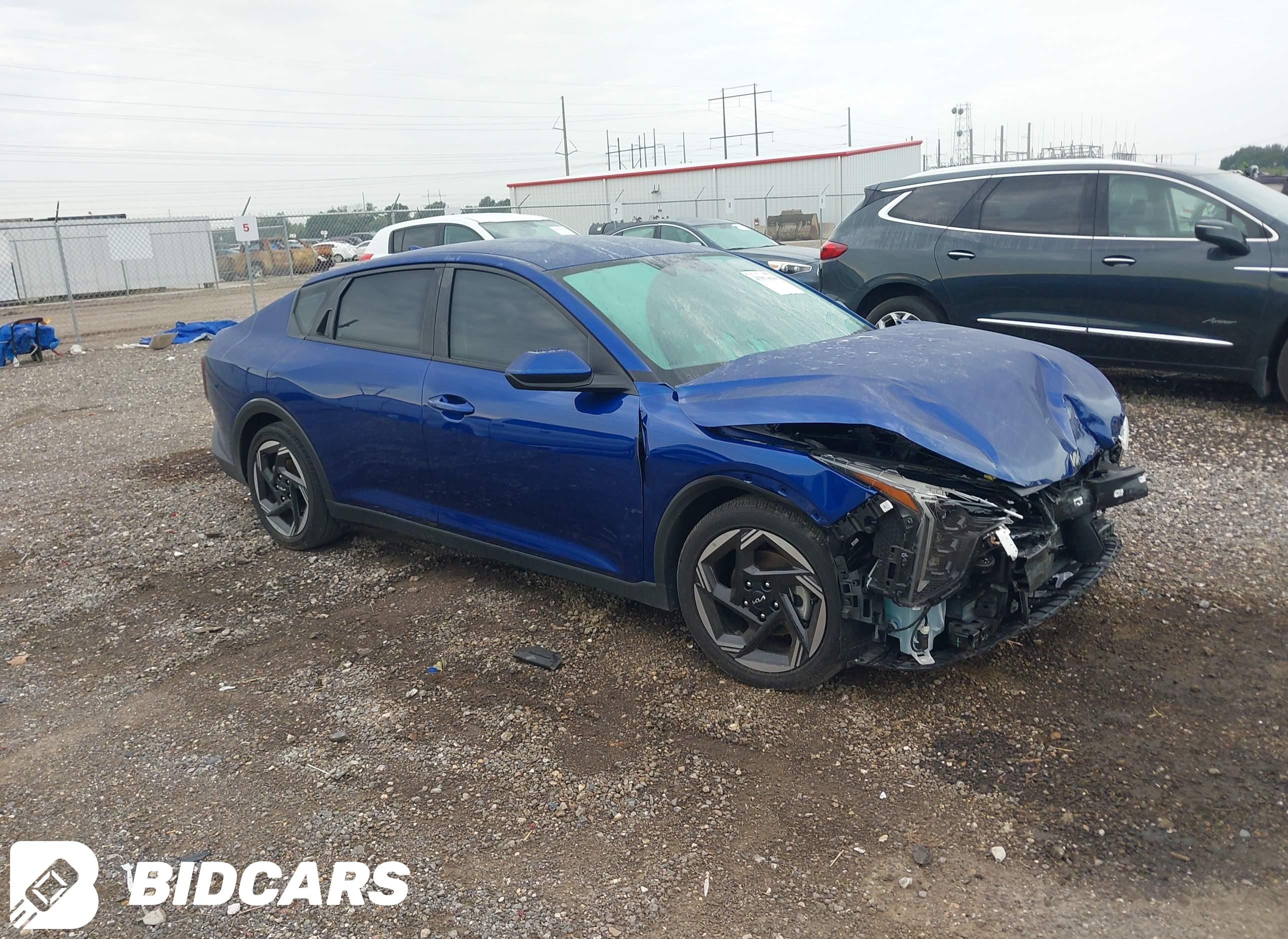 2025 KIA K4, EX