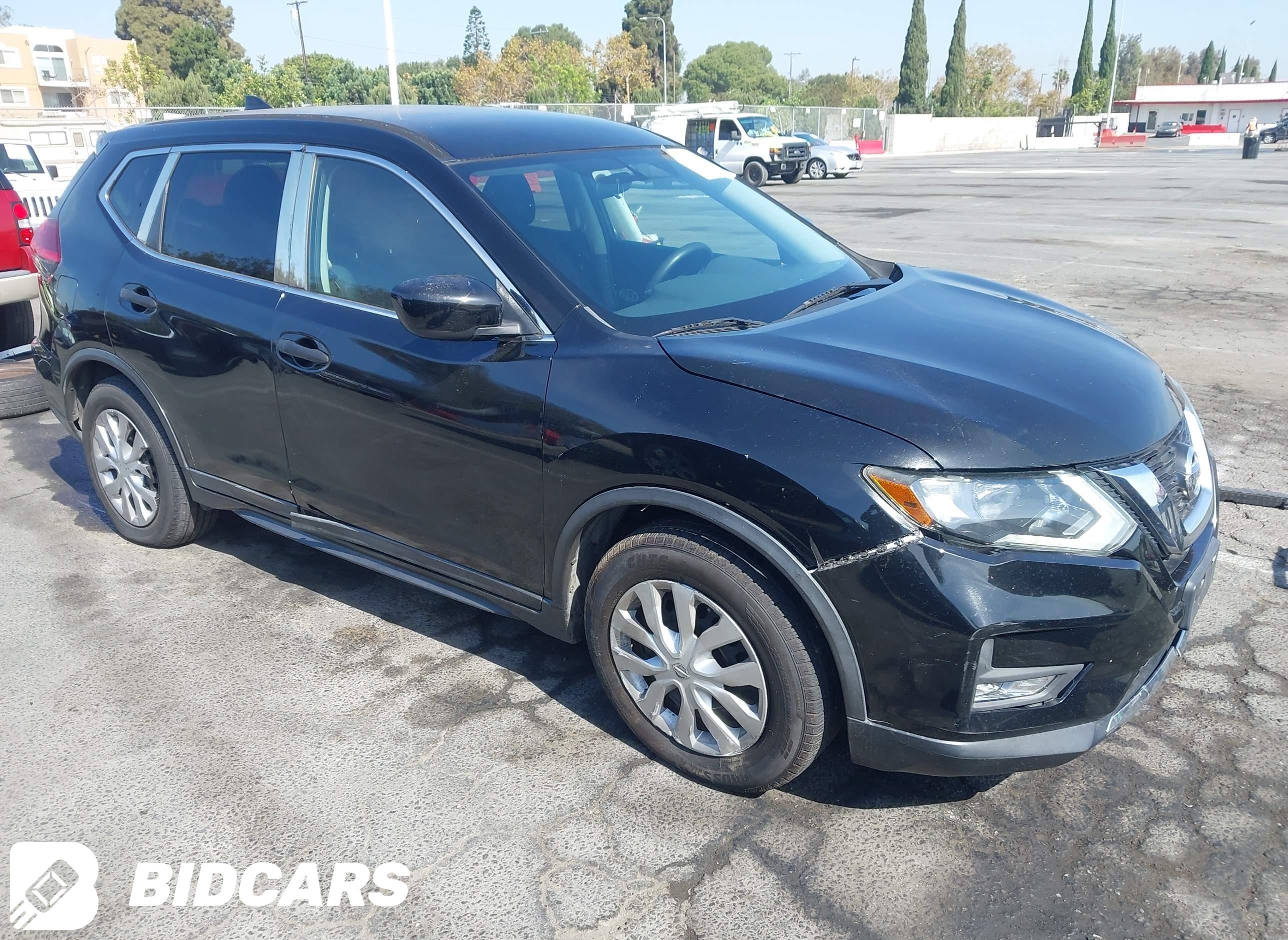 2017 Nissan Rogue, S