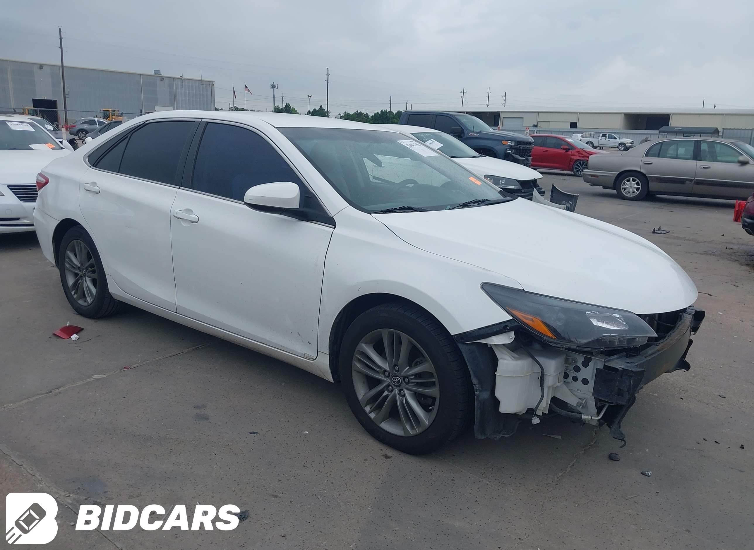 2017 Toyota Camry, SE
