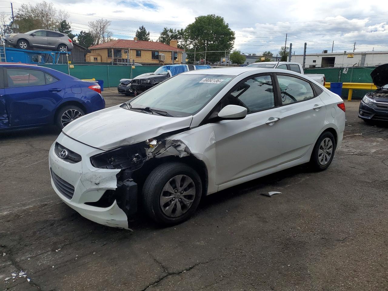 2017 Hyundai Accent, SE