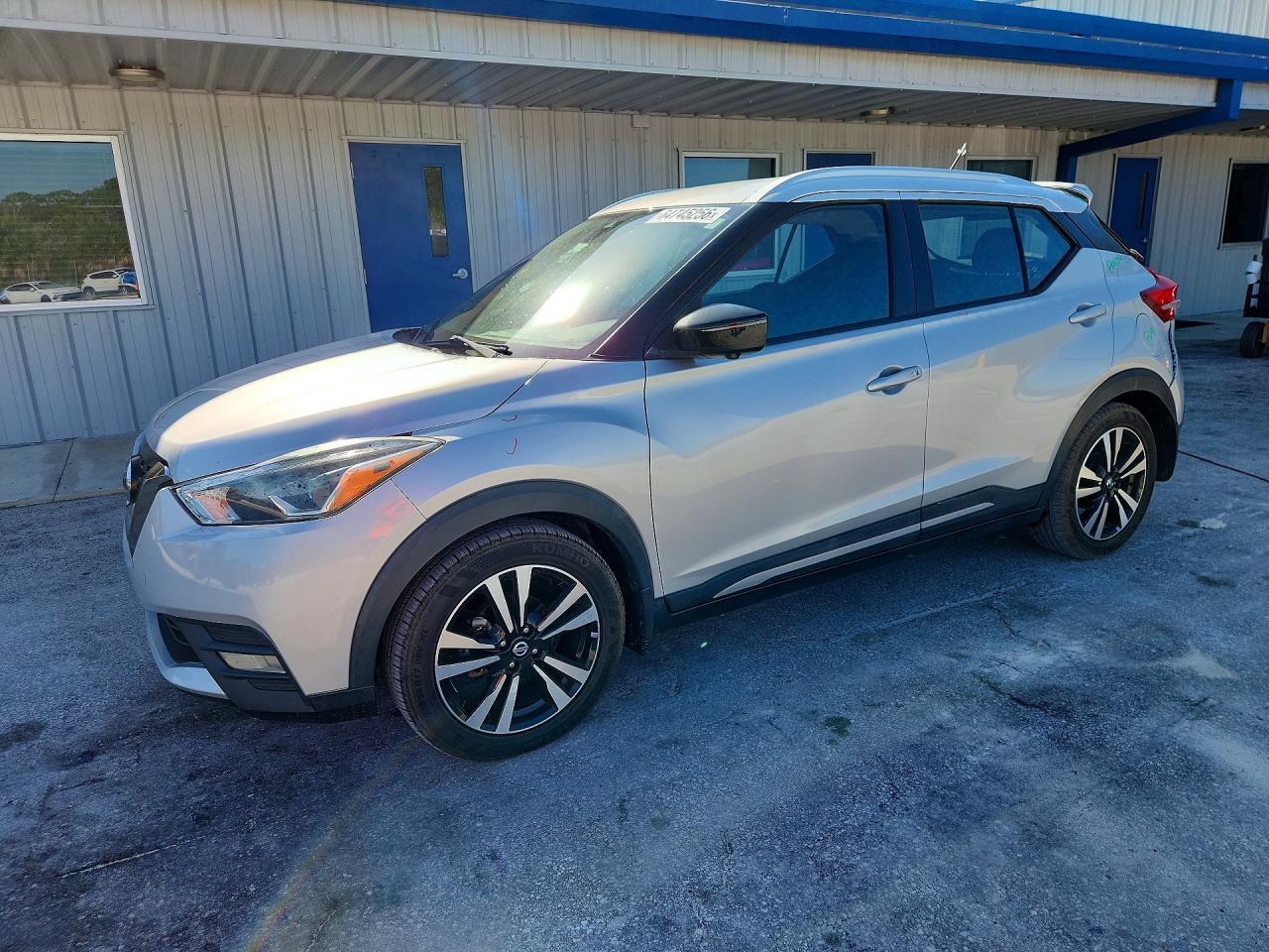 2020 Nissan Kicks, SR