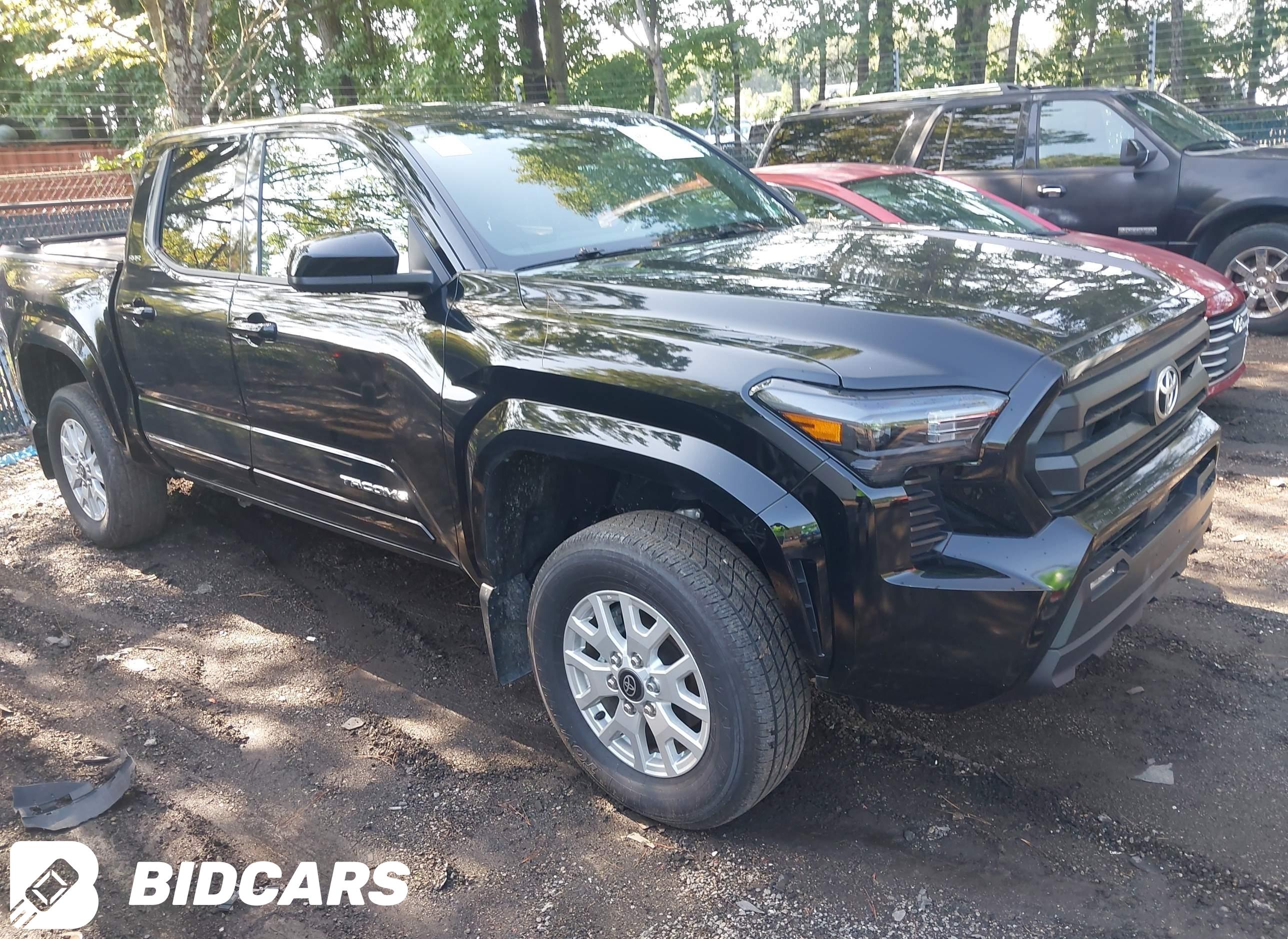 2025 Toyota Tacoma, SR5