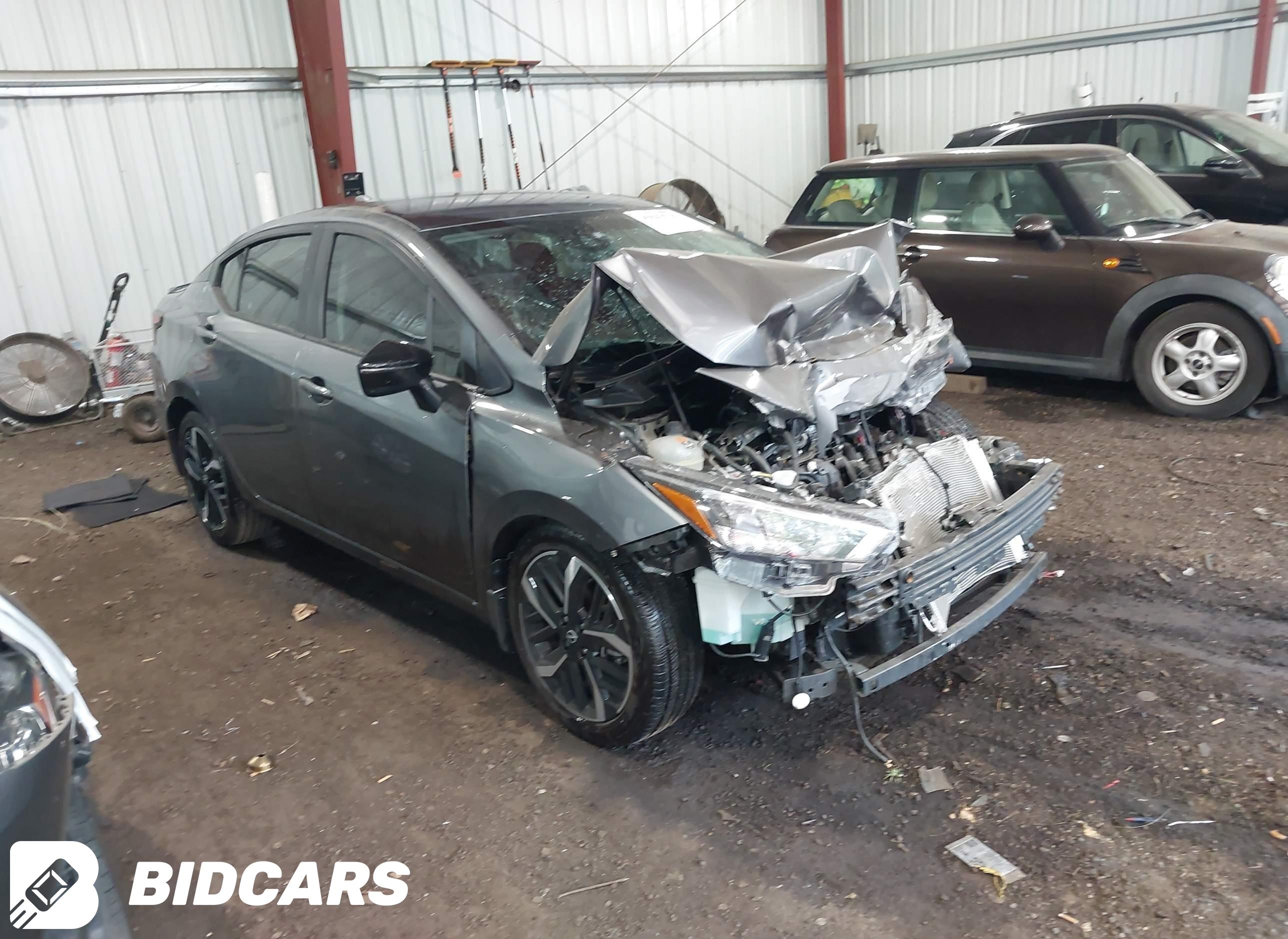 2024 Nissan Versa, 1.6 SR