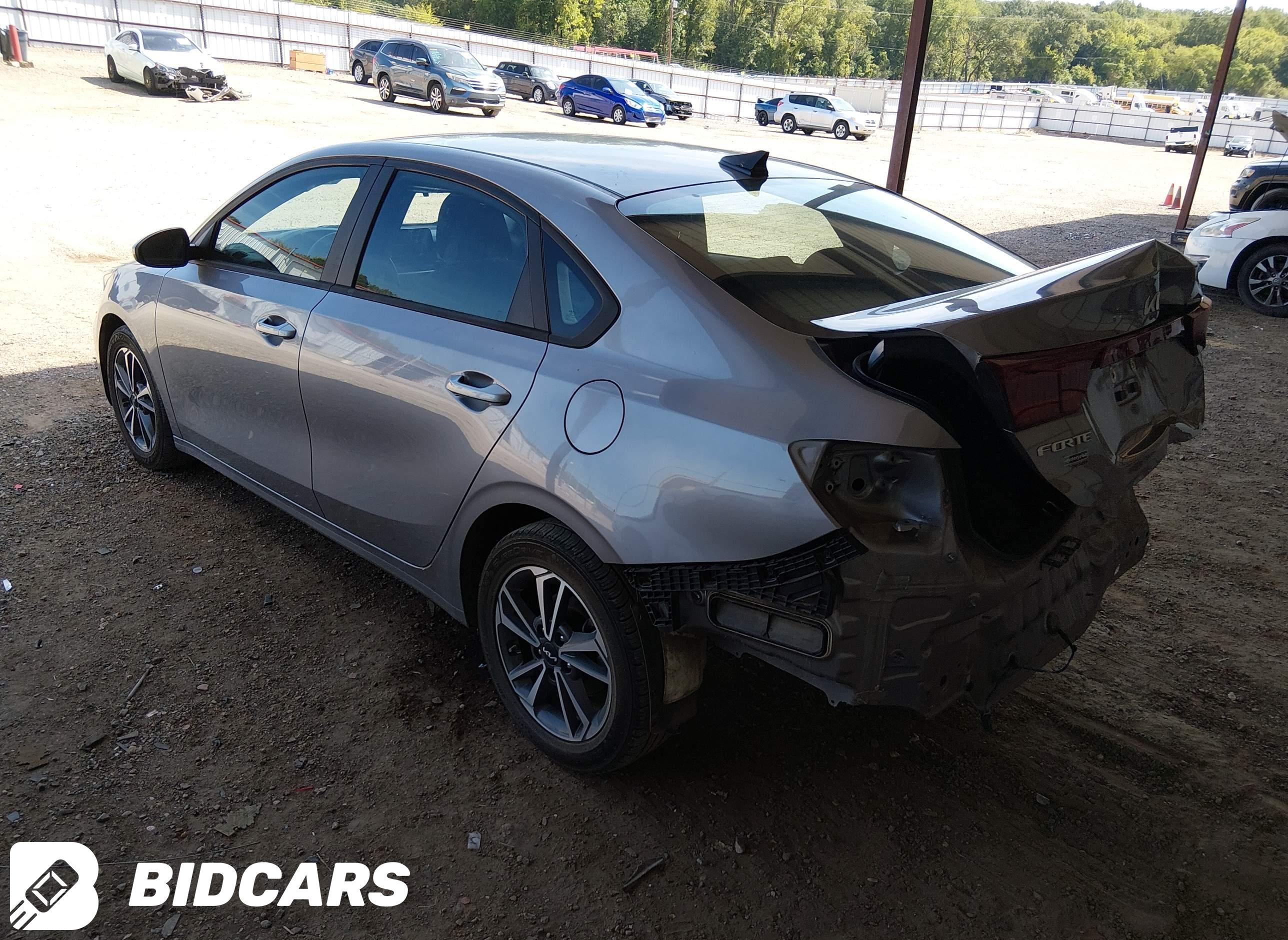 2023 KIA Forte, Lxs
