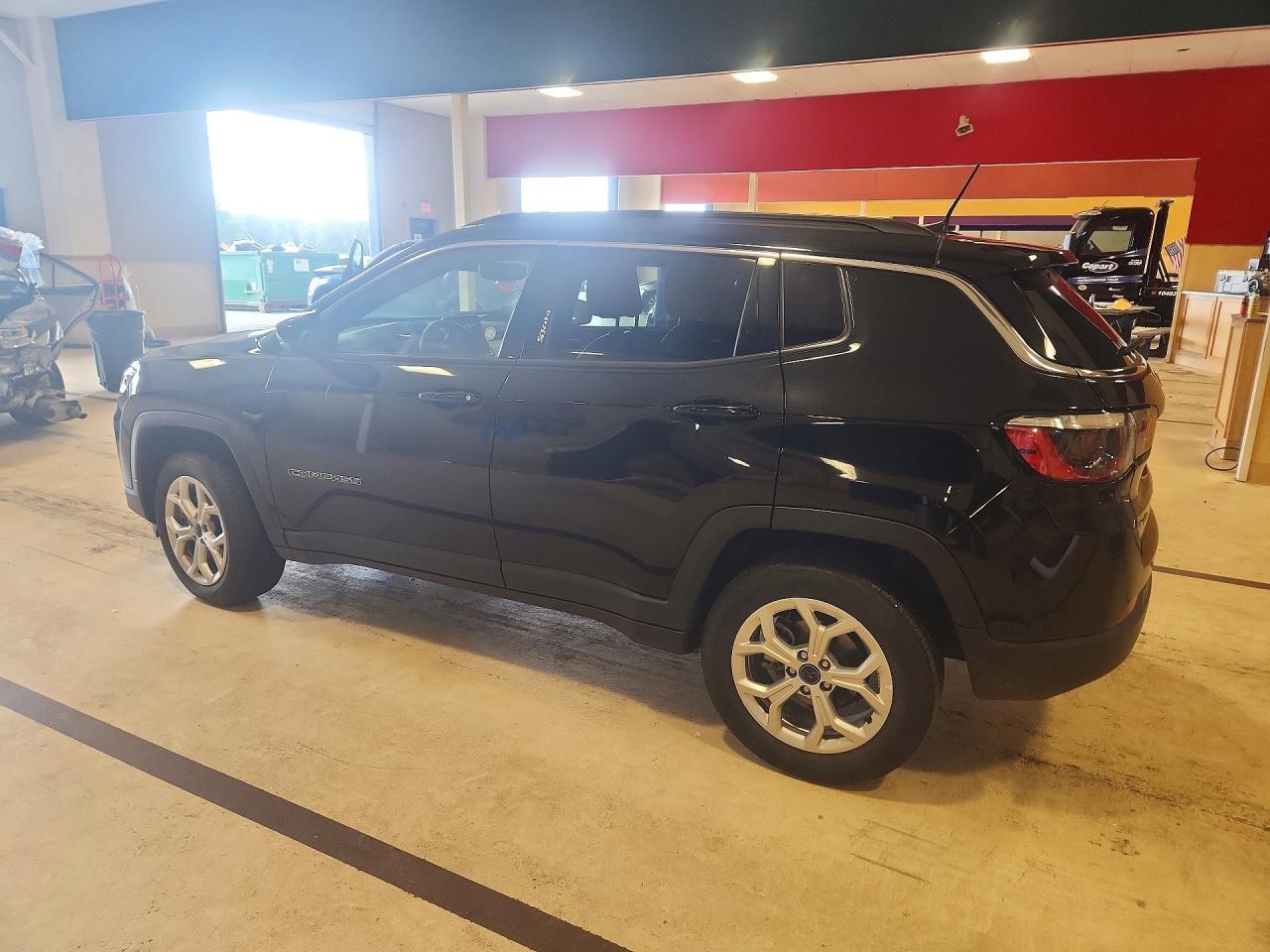 2025 Jeep Compass, Latitude