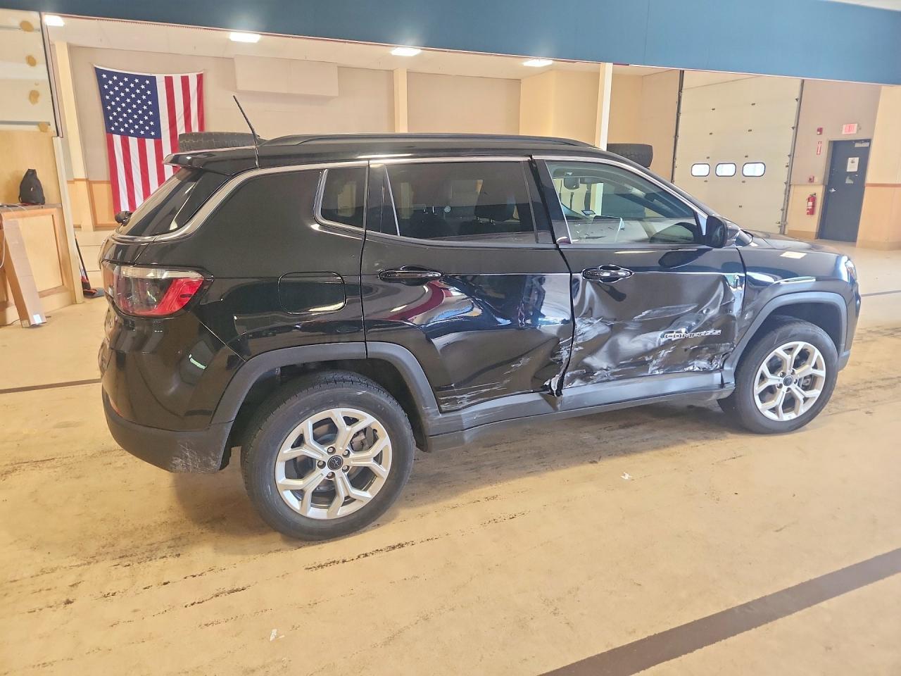 2025 Jeep Compass, Latitude
